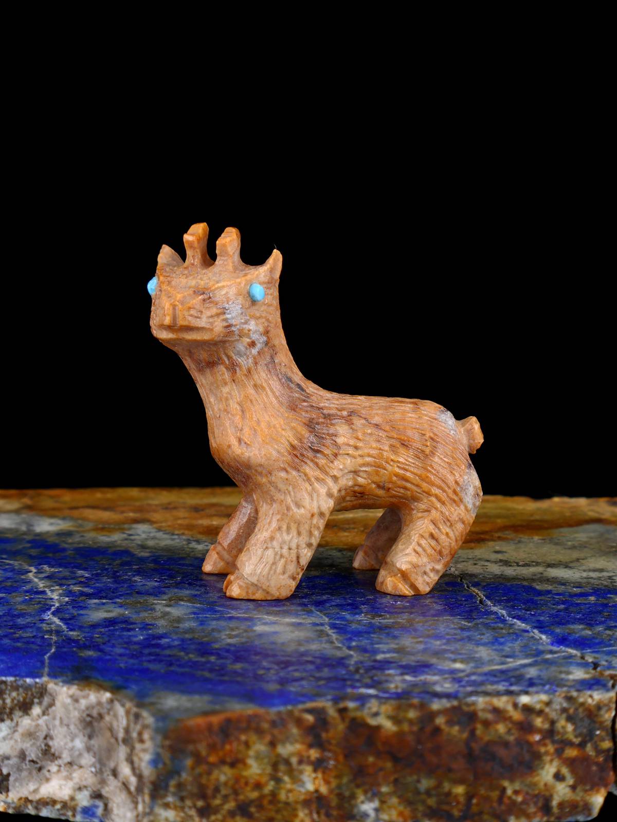 Jasper Giraffe Zuni Fetish - PuebloDirect.com