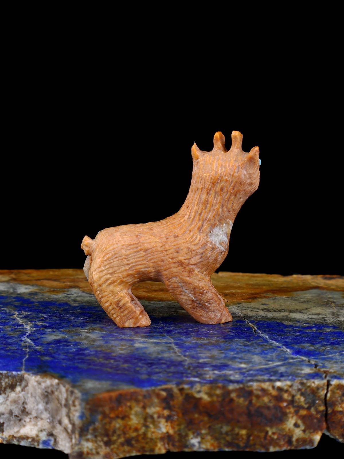 Jasper Giraffe Zuni Fetish - PuebloDirect.com