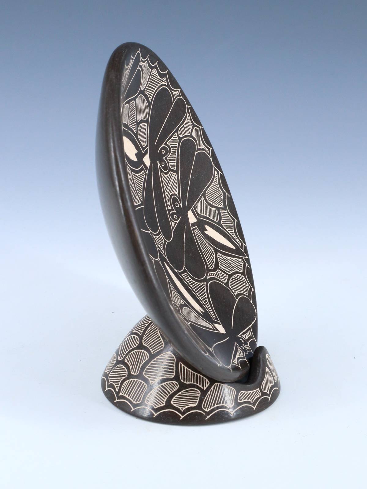 Mata Ortiz Hand Coiled and Painted Dragonfly Pottery Plate