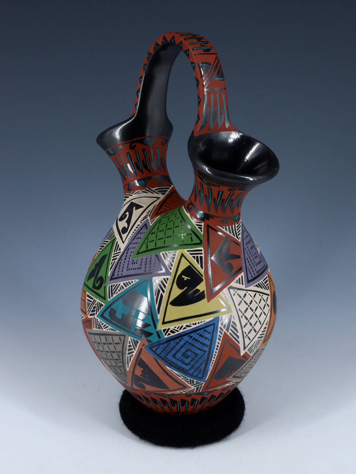 Mata Ortiz Hand Coiled and Painted Wedding Vase - PuebloDirect.com