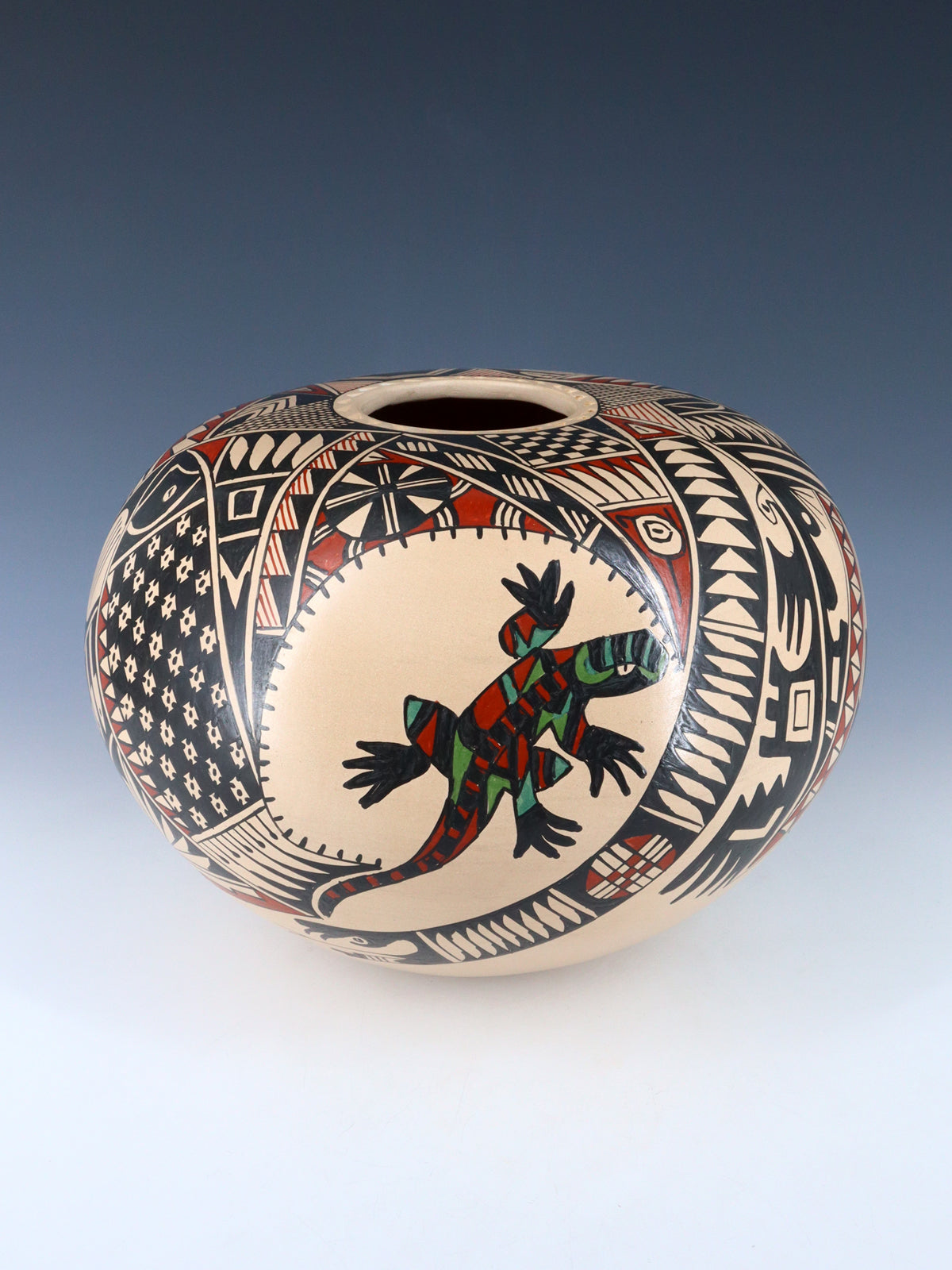 Mata Ortiz Hand Coiled Painted Gecko Pottery Seed Pot