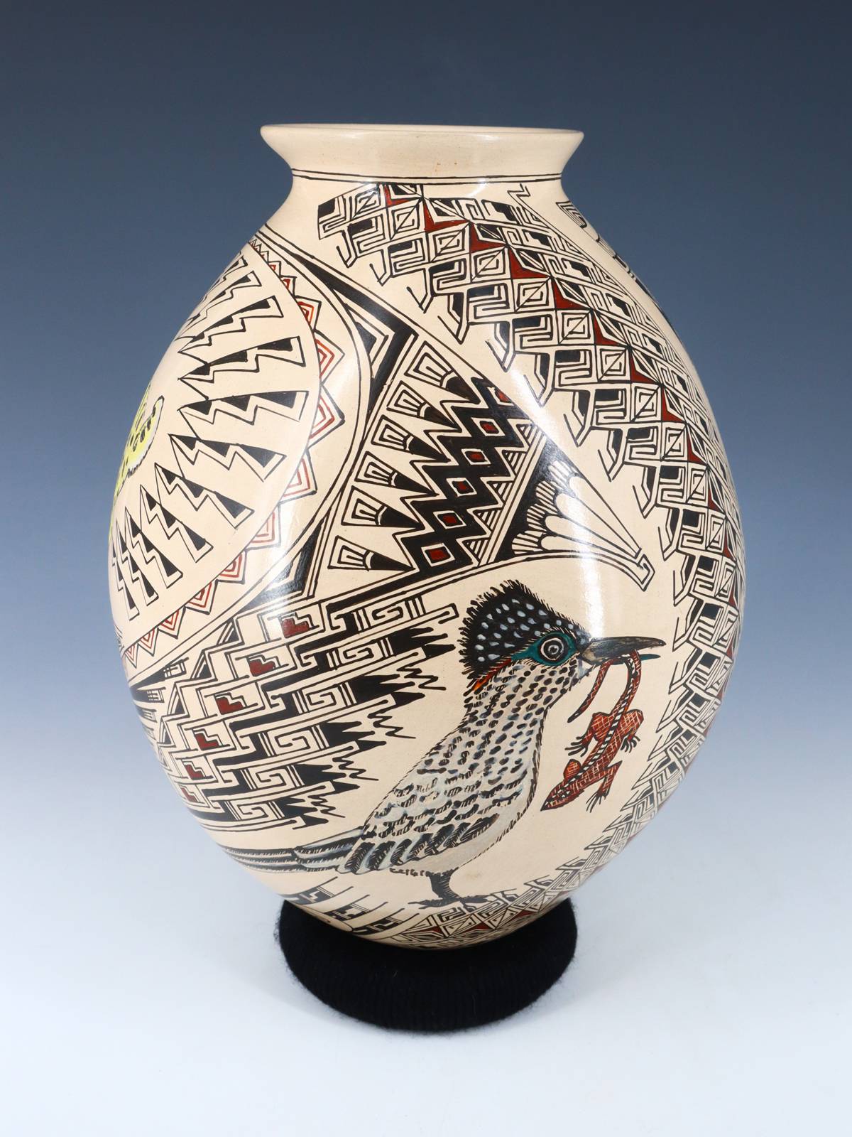 Mata Ortiz Hand Coiled Painted Wildlife Pottery