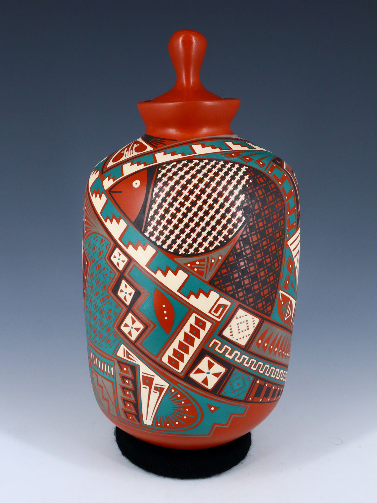 Mata Ortiz Hand Coiled Pottery w/Lid - PuebloDirect.com