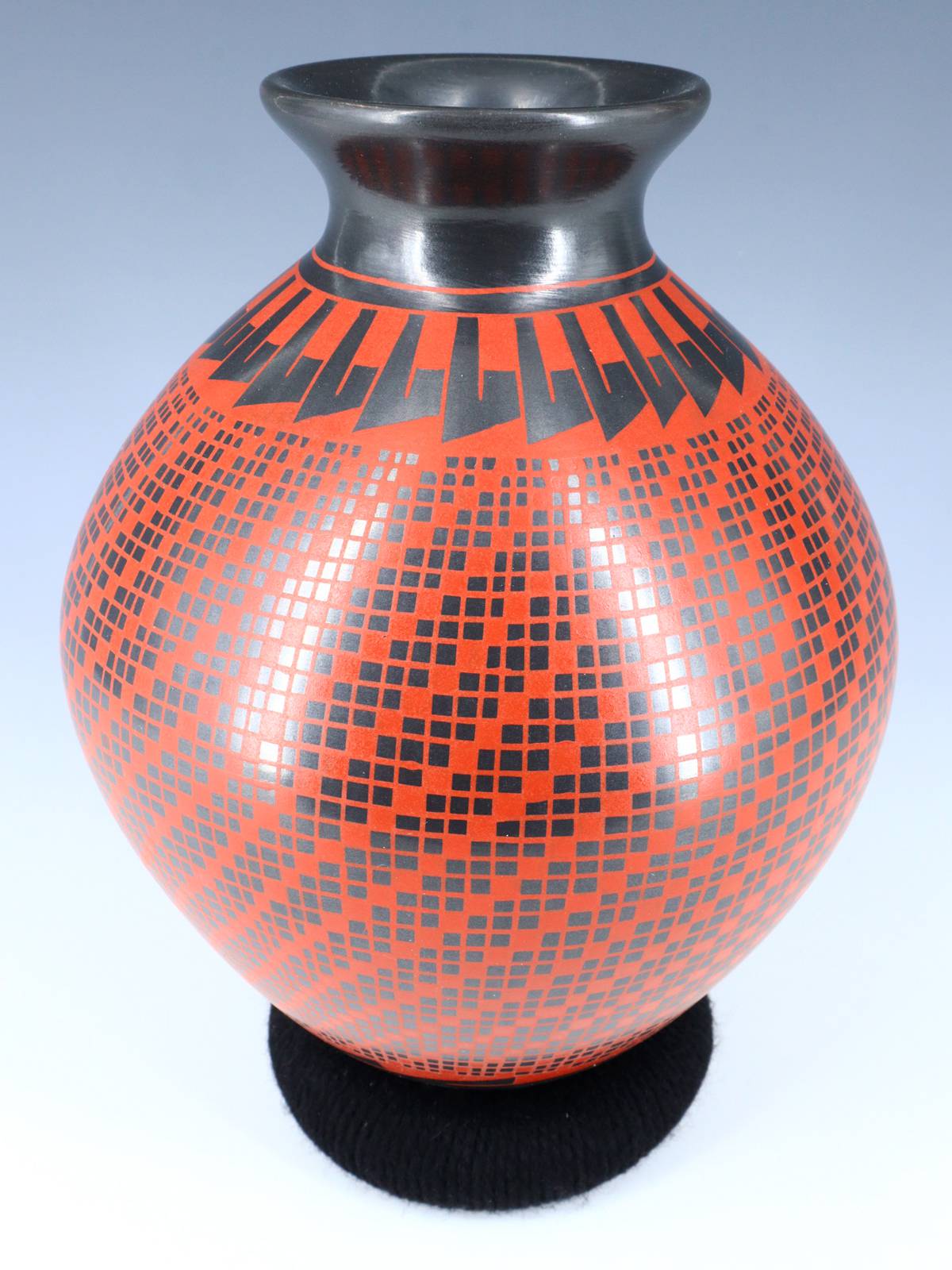 Mata Ortiz Hand Coiled Eye Dazzler Pottery Vase