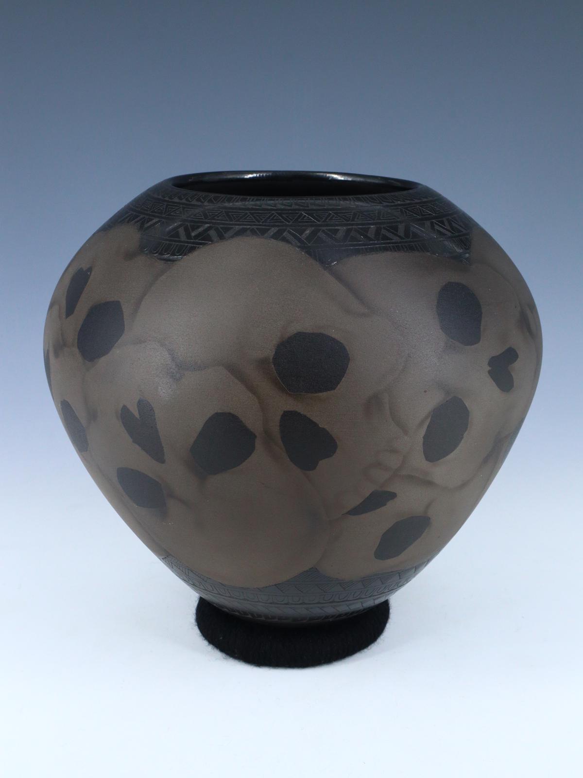 Mata Ortiz Hand Coiled and Etched Skull Pottery - PuebloDirect.com