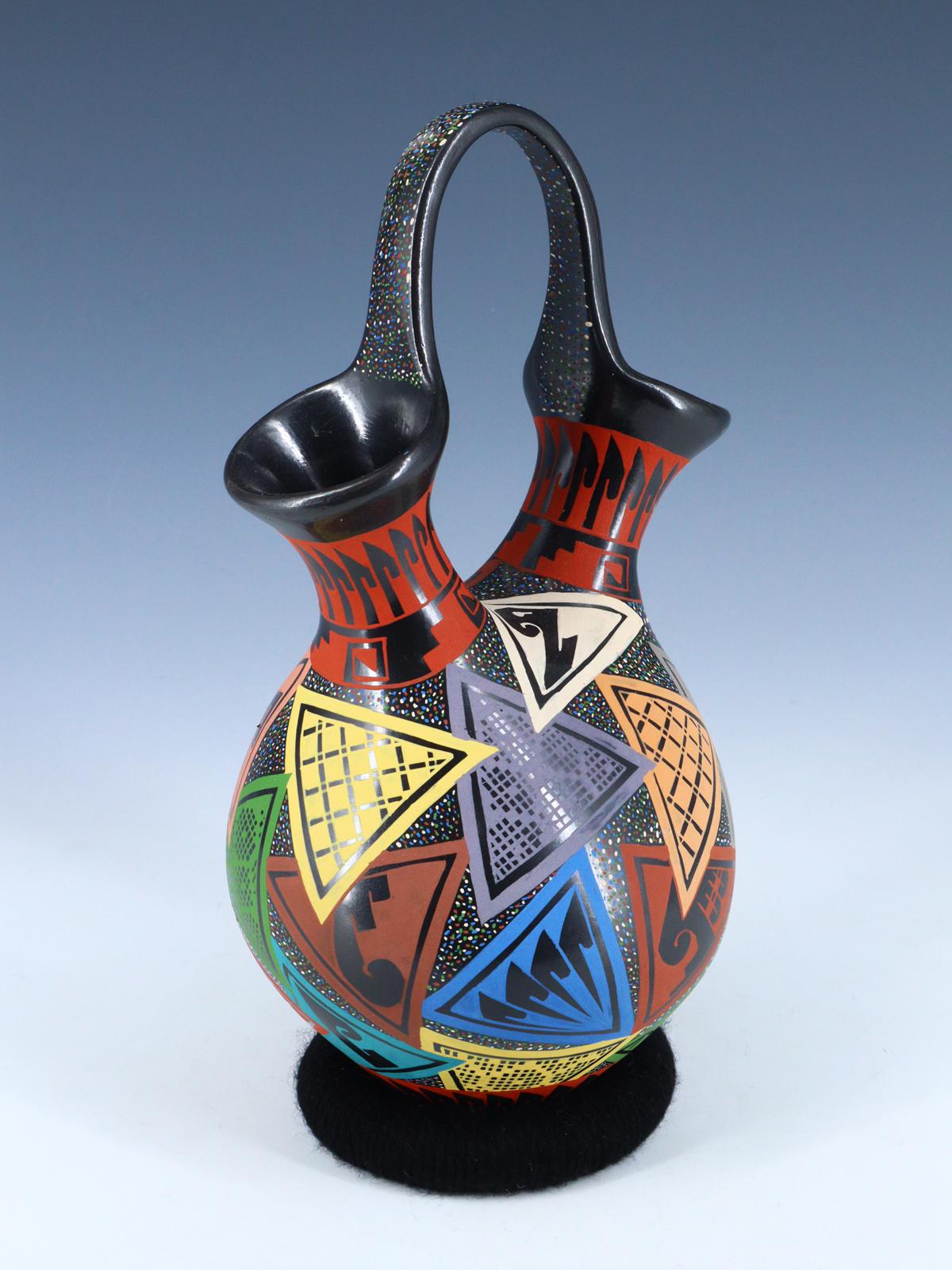 Mata Ortiz Hand Coiled and Painted Pottery - PuebloDirect.com