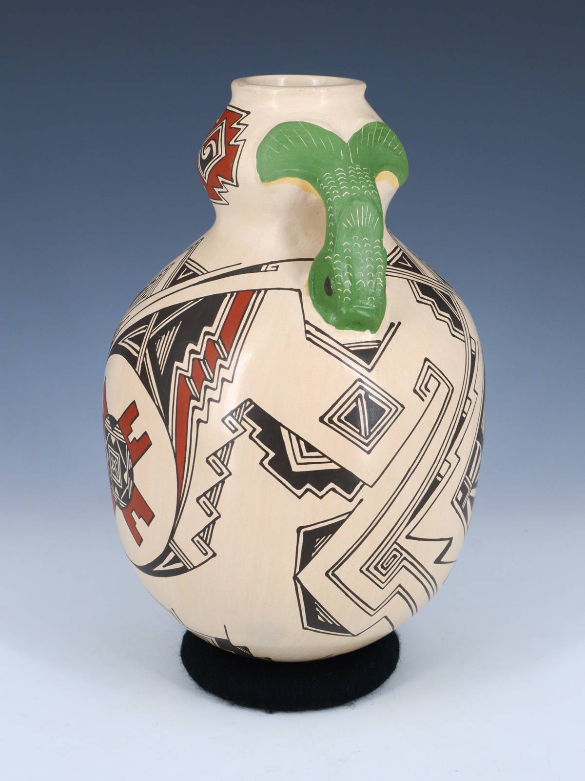 Mata Ortiz Hand Coiled Painted Pottery - PuebloDirect.com