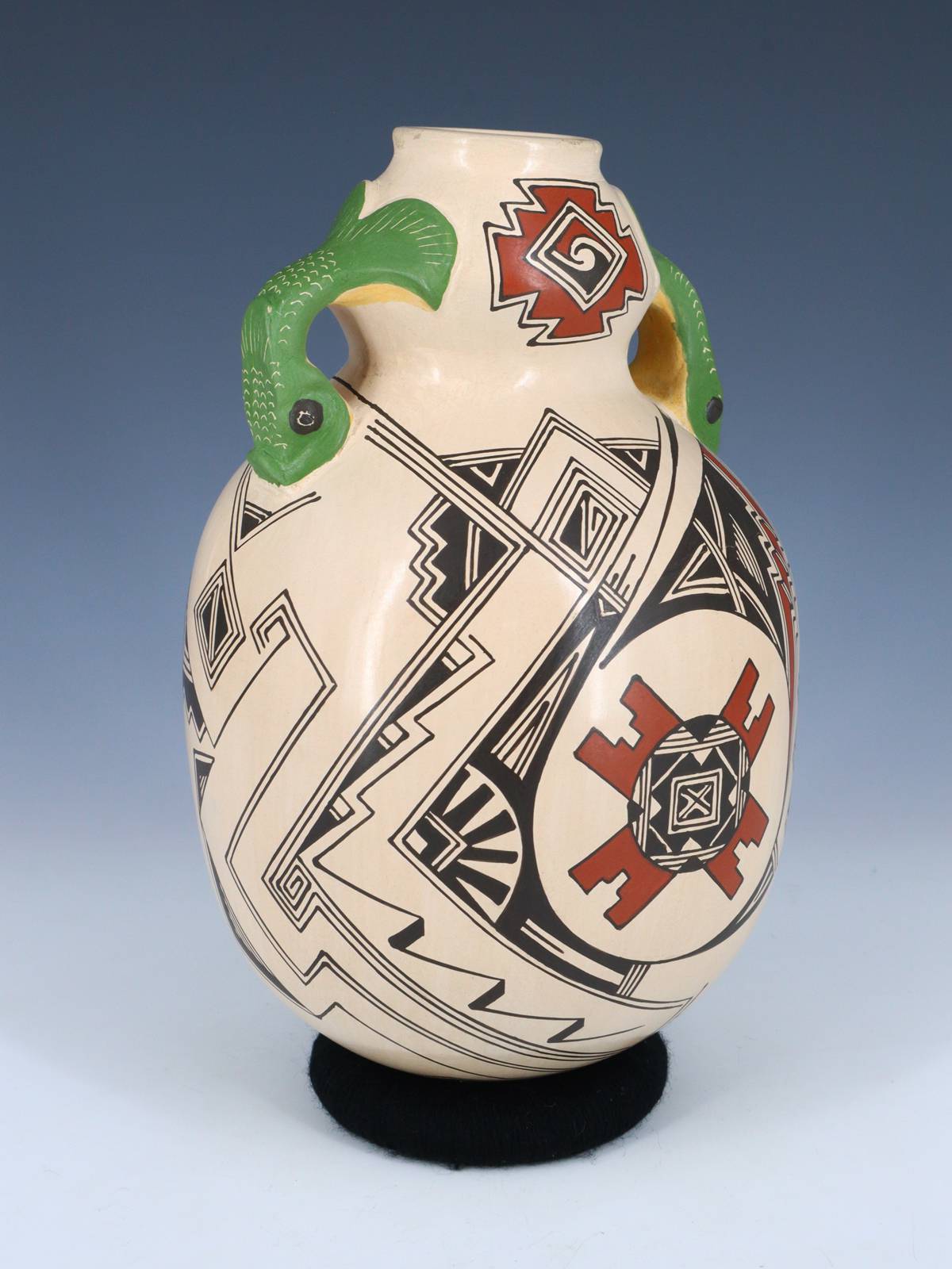 Mata Ortiz Hand Coiled Painted Pottery - PuebloDirect.com