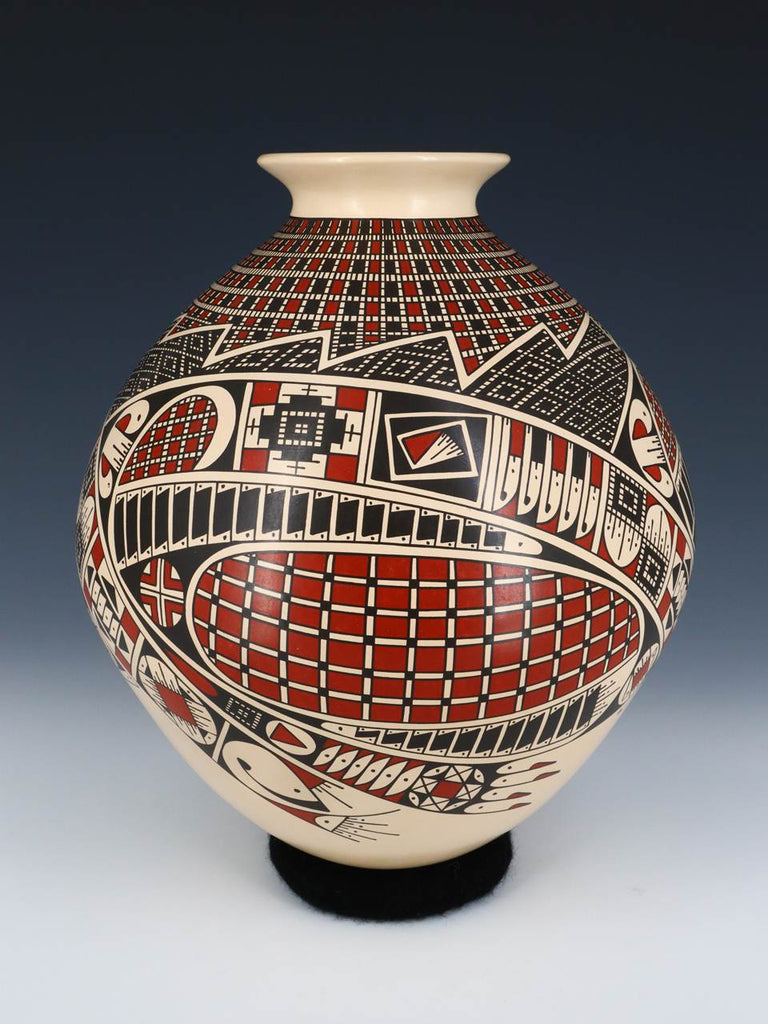 Large Mata Ortiz Hand Coiled Pottery Vase - PuebloDirect.com