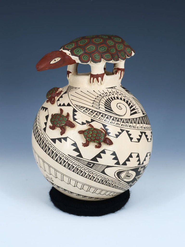 Mata Ortiz Hand Coiled Turtle Effigy Pottery - PuebloDirect.com
