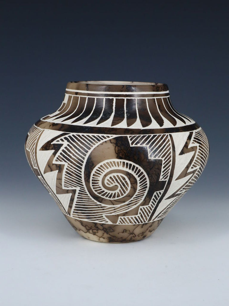 Acoma Etched Horsehair Pottery - PuebloDirect.com