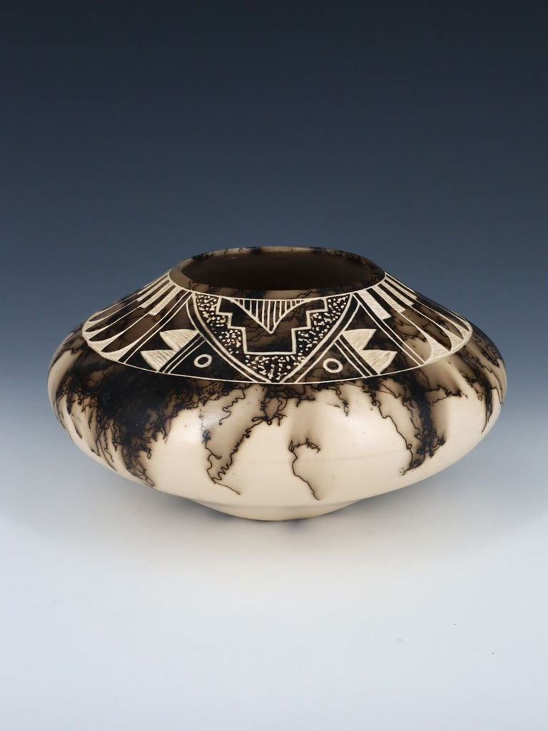 Acoma Etched Horsehair Pottery - PuebloDirect.com