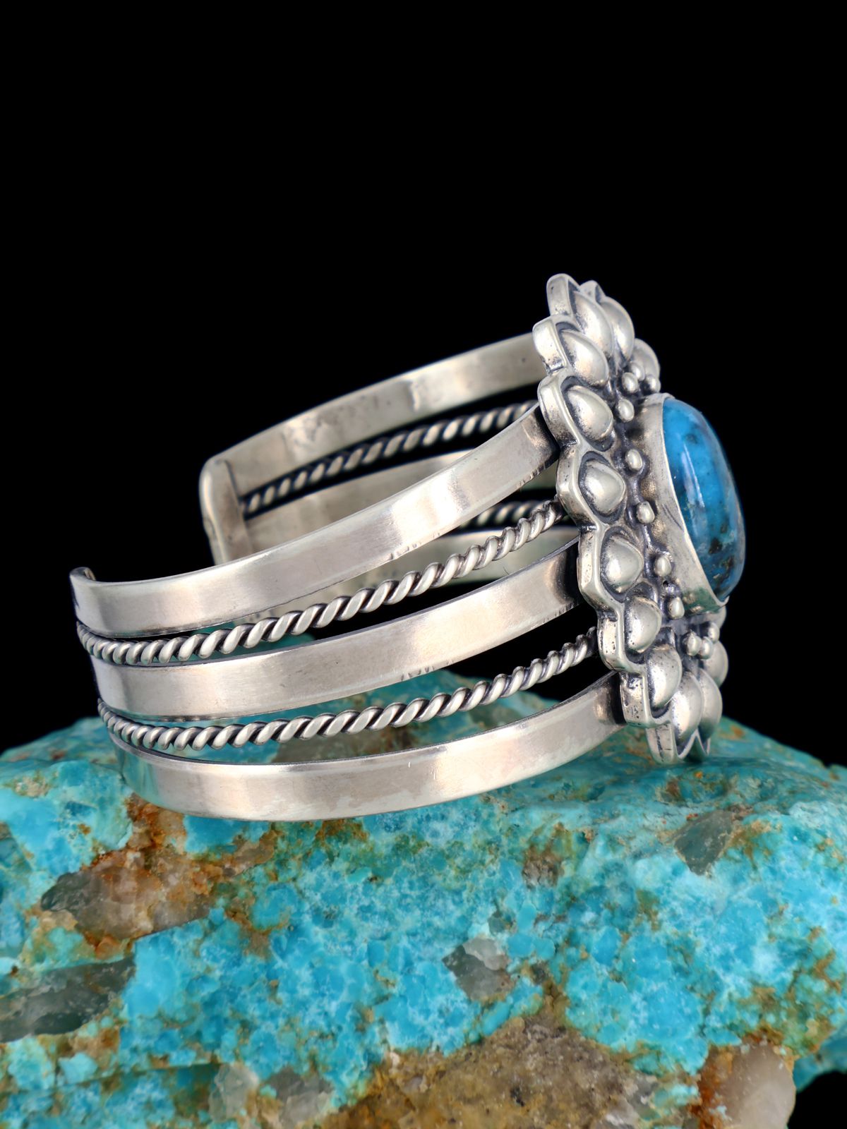 Native Sterling Jewelry Kingman Turquoise Sterling Silver Cuff Bracelet - PuebloDirect.com