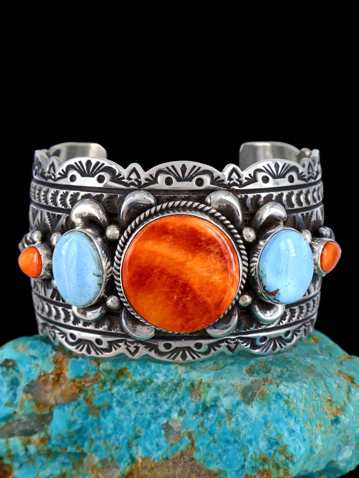 Native American Jewelry Spiny Oyster and Golden Hill Turquoise Cuff Bracelet