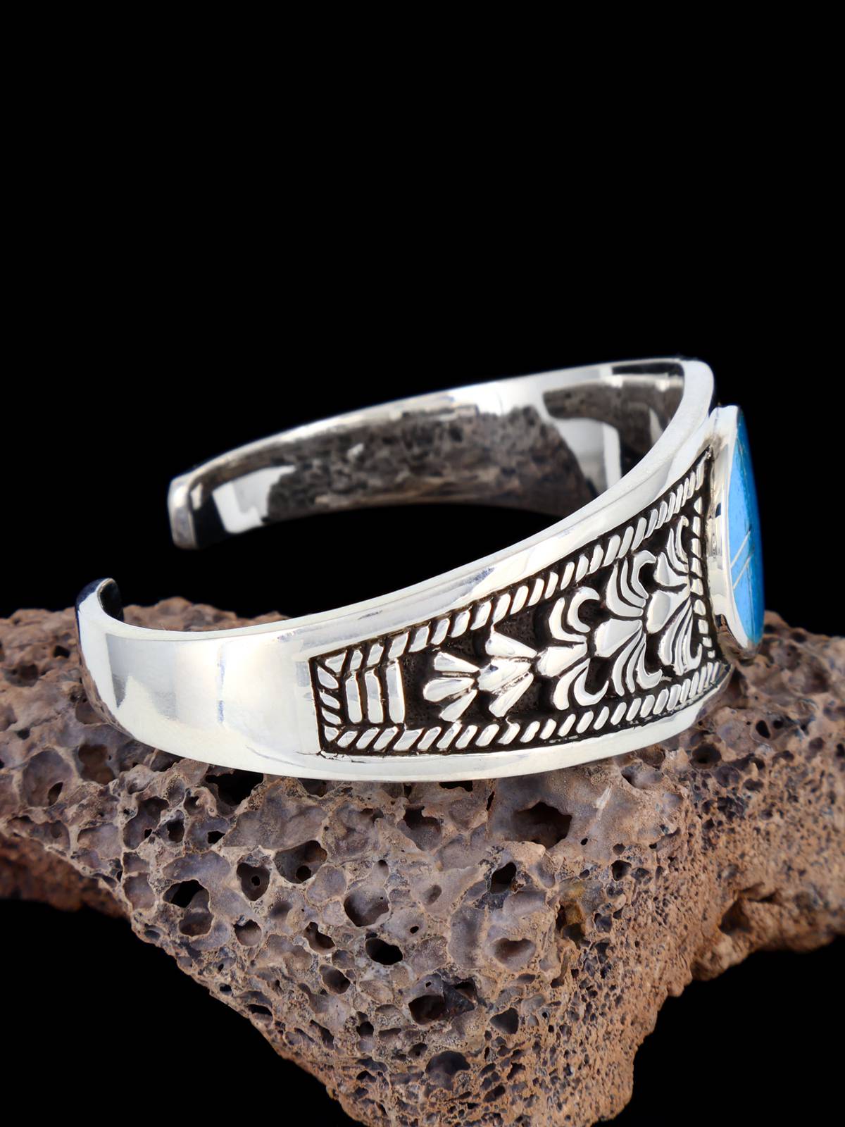 Bracelet amérindien #8 avec incrustation de pavés turquoise