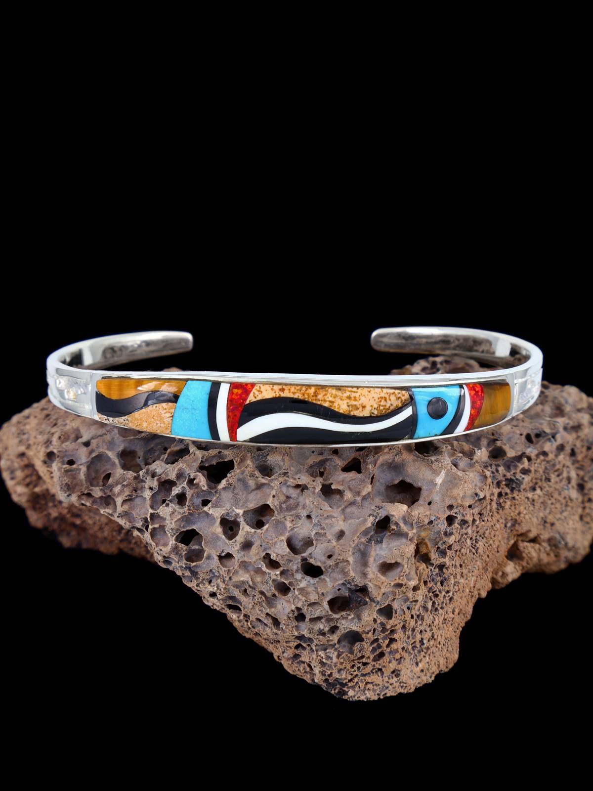 Bracelet incrusté de scène Navajo en argent sterling Night Sky Pueblo