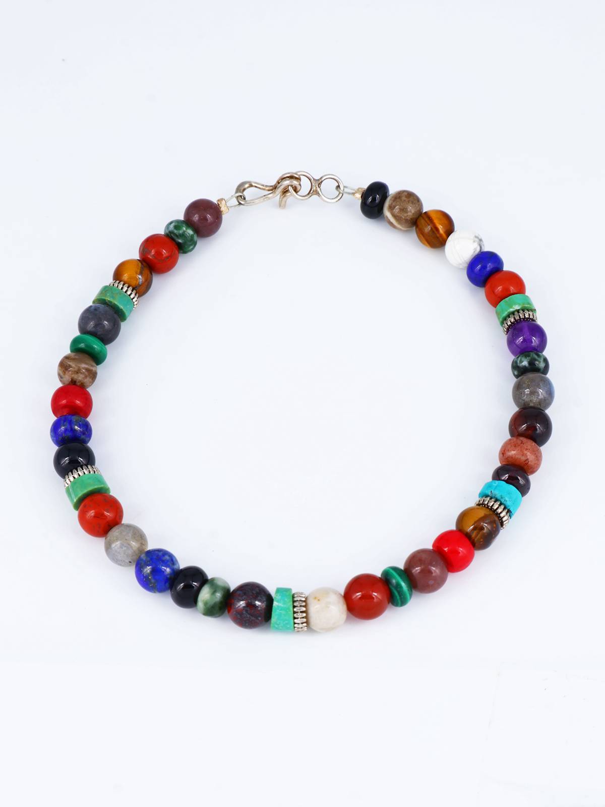 Pulsera de cuentas de una sola hebra con múltiples piedras
