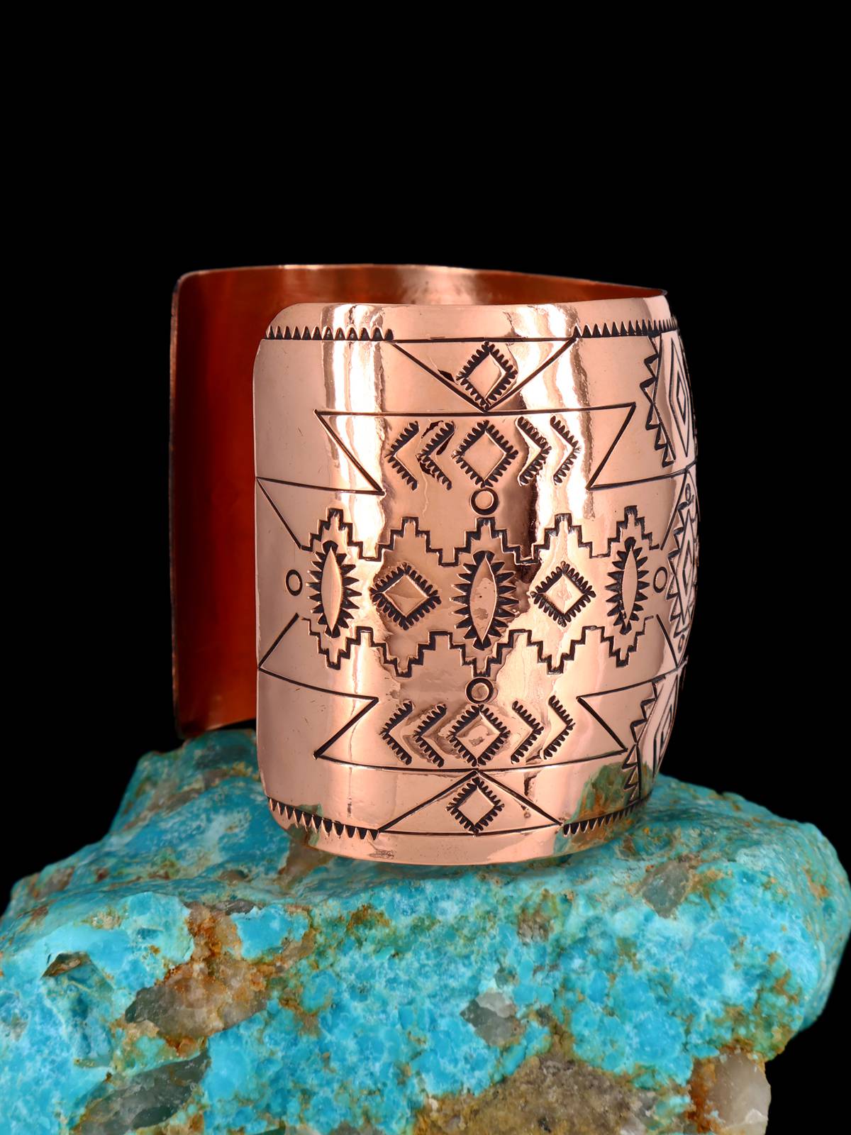 Bracelet manchette conteur Pueblo en argent sterling Navajo