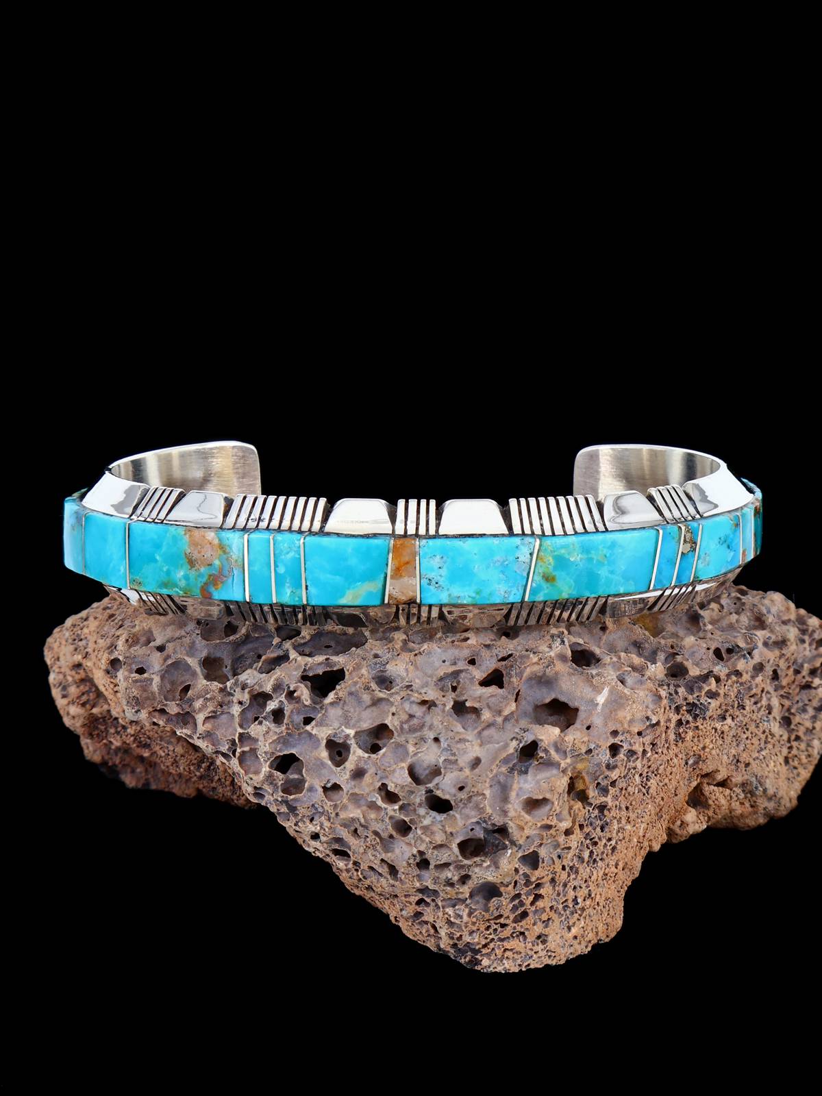 Brazalete con incrustaciones de adoquines turquesa indio nativo americano