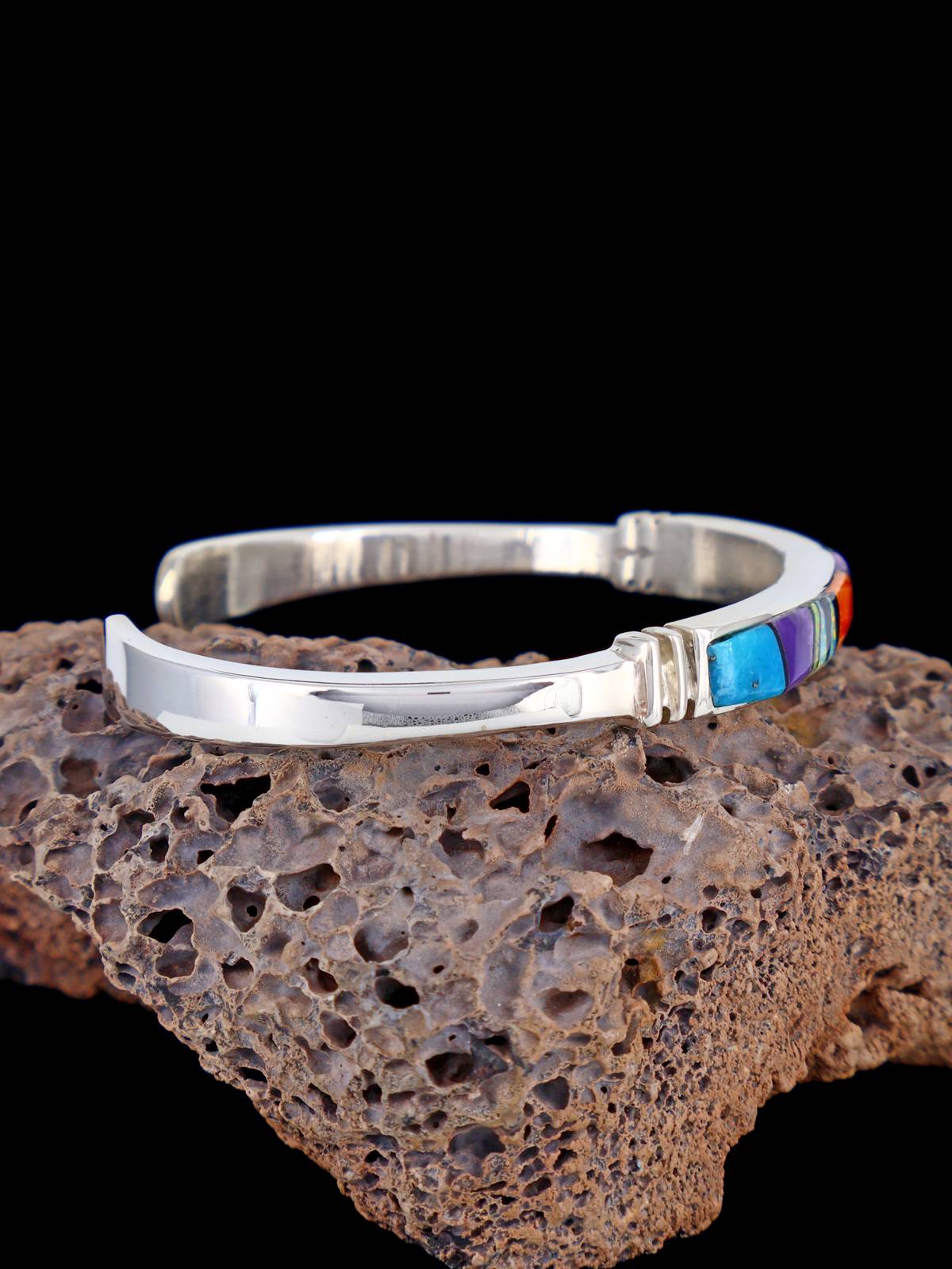 Pulsera con incrustaciones de coral y turquesa de los indios nativos americanos