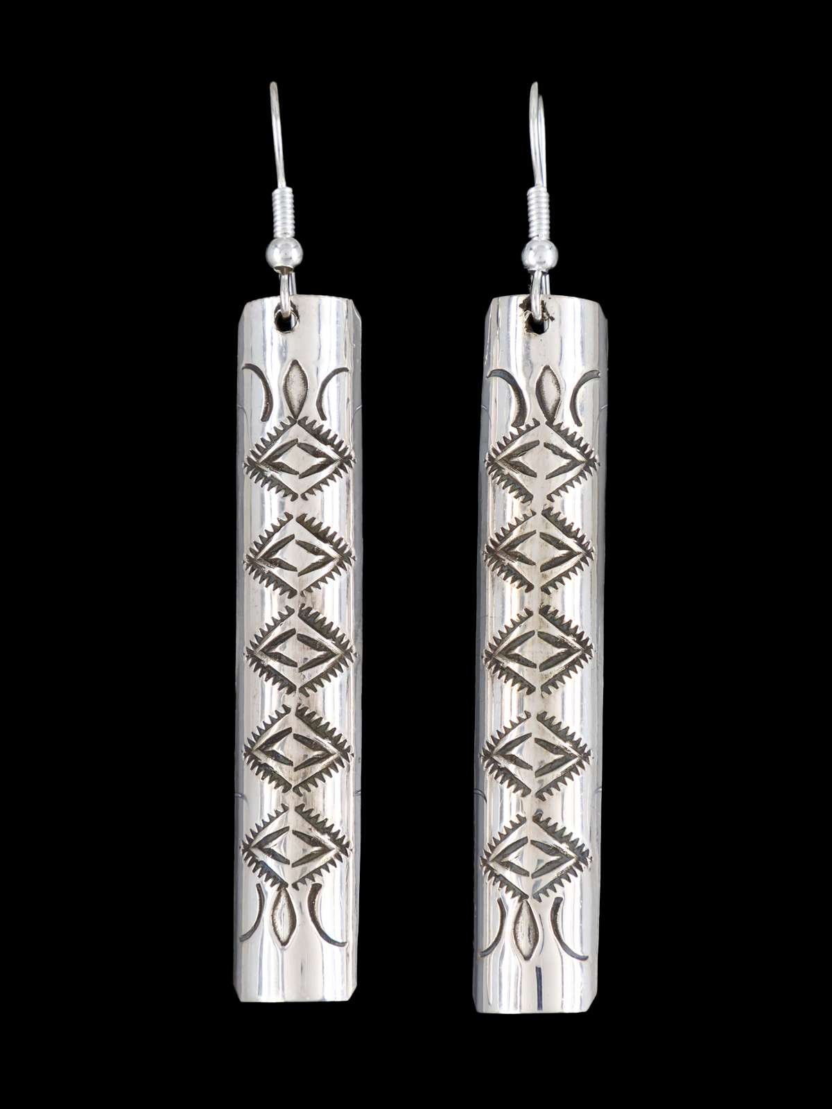 Boucles d’oreilles pendantes gravées Navajo en argent sterling