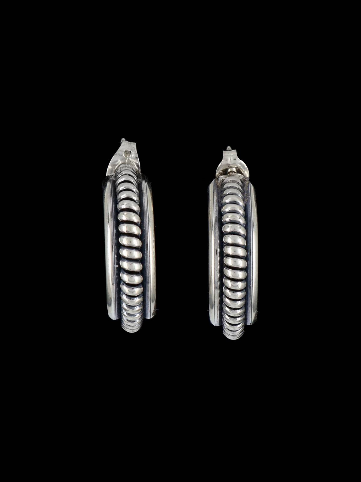 Boucles d’oreilles pendantes en cuivre estampillé Navajo