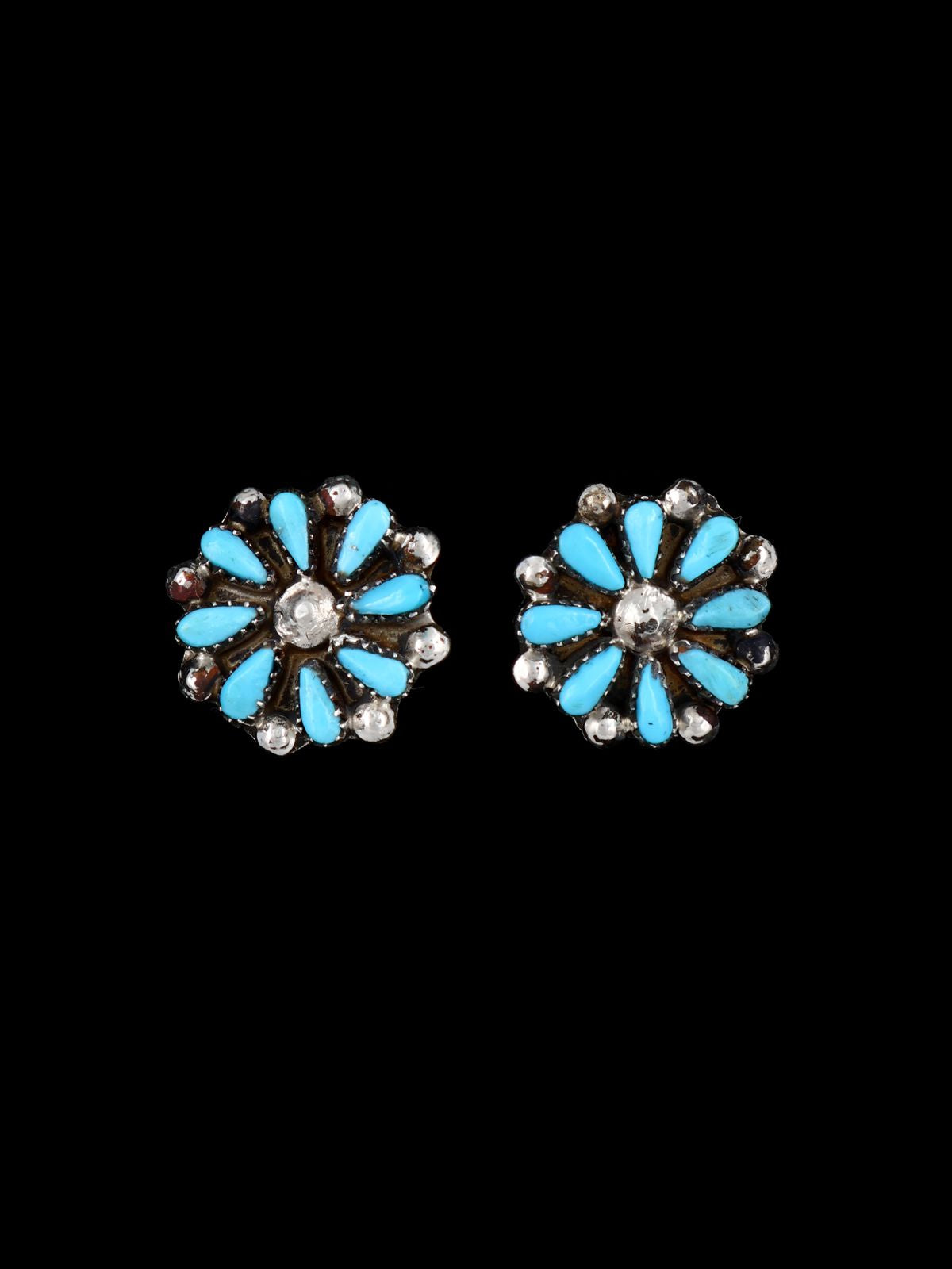 Native American Jewelry Zuni Flower Post Earrings - PuebloDirect.com