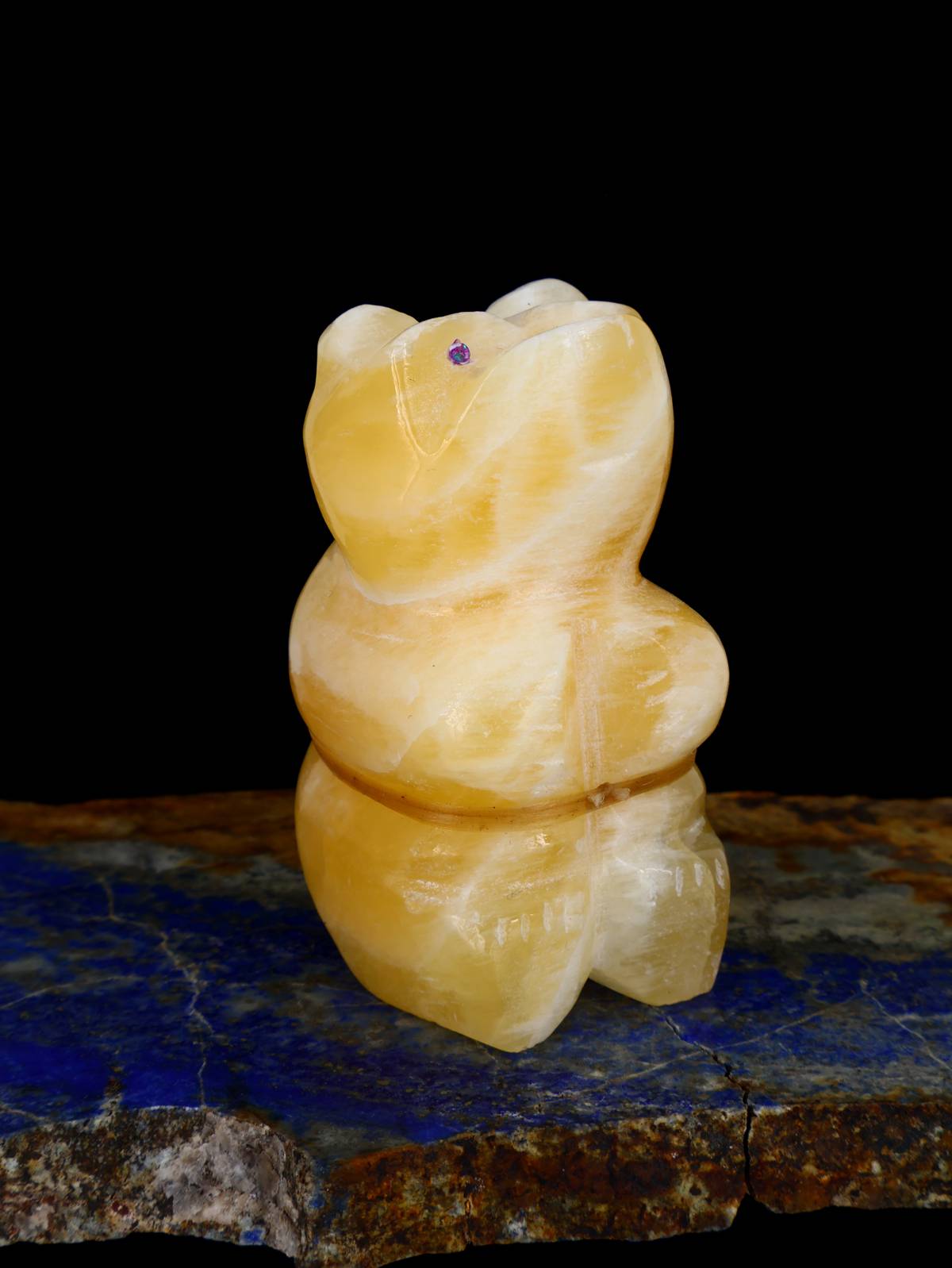 Honey Onyx Bear Zuni Fetish