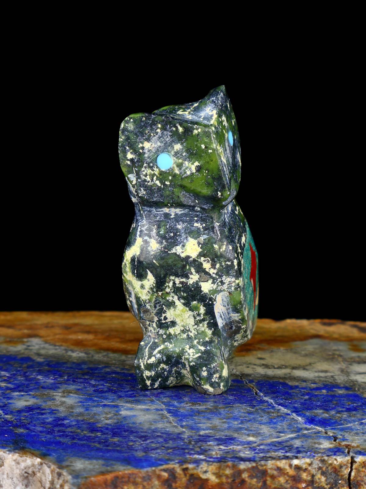 Serpentine Owl Zuni Fetish Carving