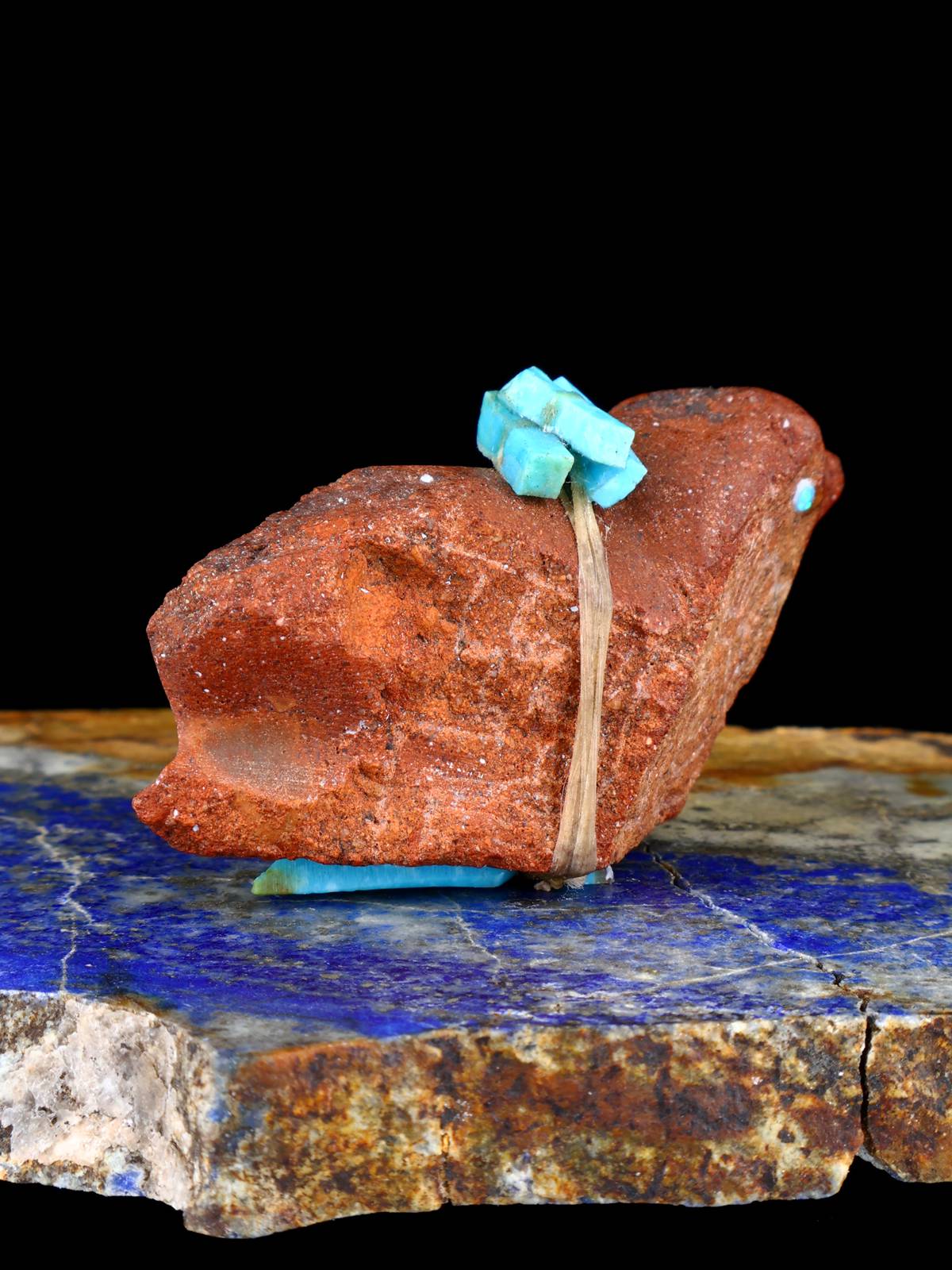 Sandstone Bird Zuni Fetish Carving