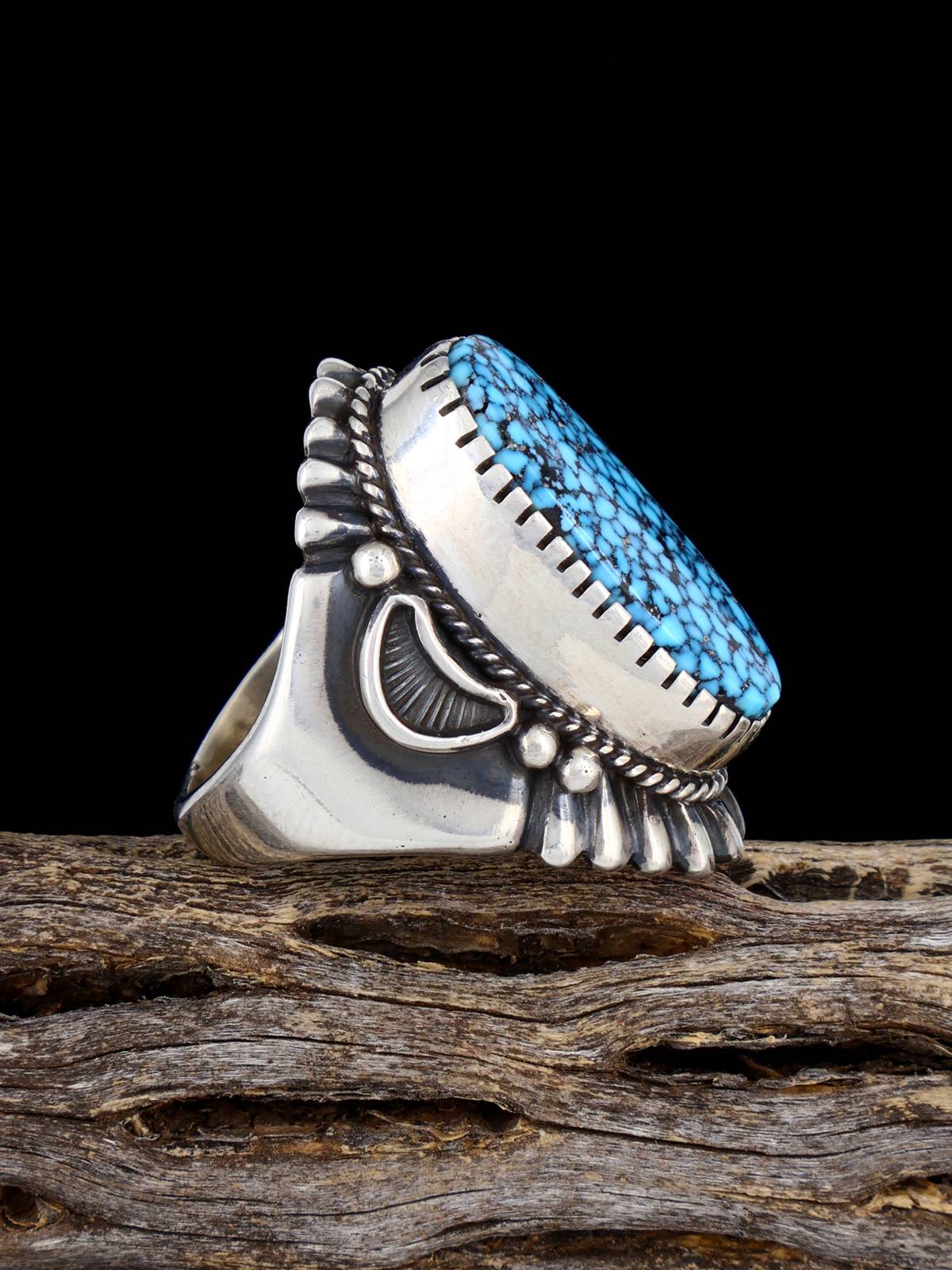 Navajo Sculpted Kingman Turquoise Ring Size 11