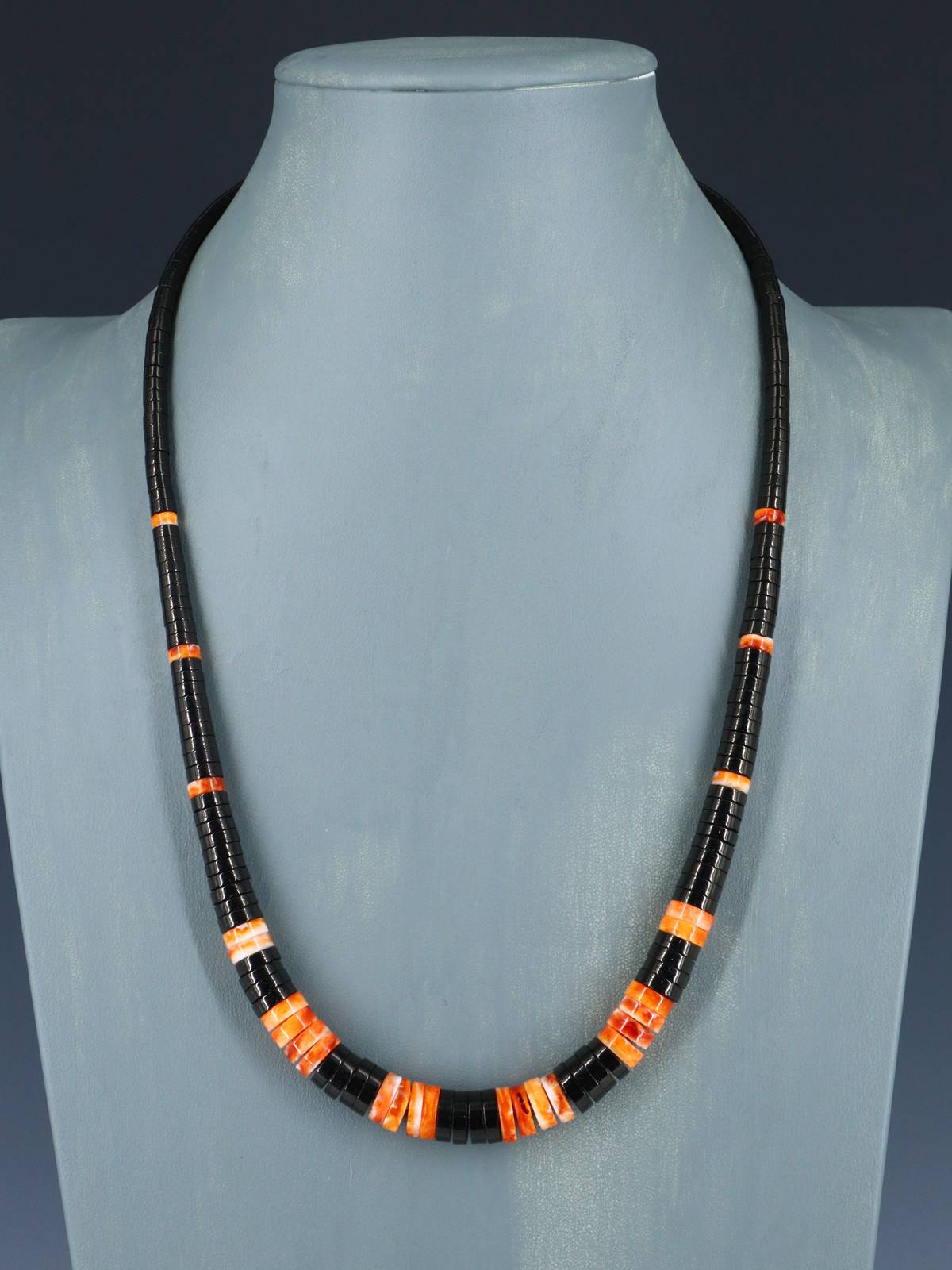 Native American Jewelry Single Strand Spiny Oyster and Jet Necklace - PuebloDirect.com