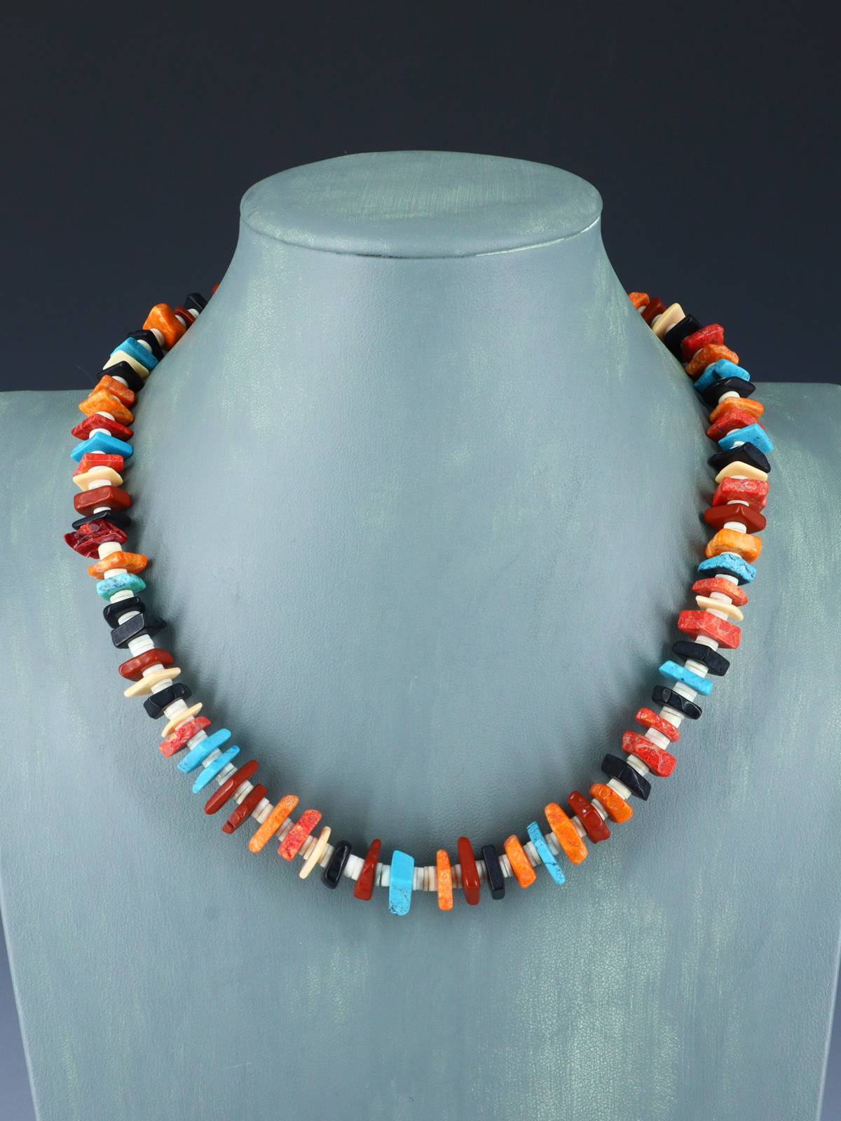 Collier amérindien turquoise et heishi à brin unique