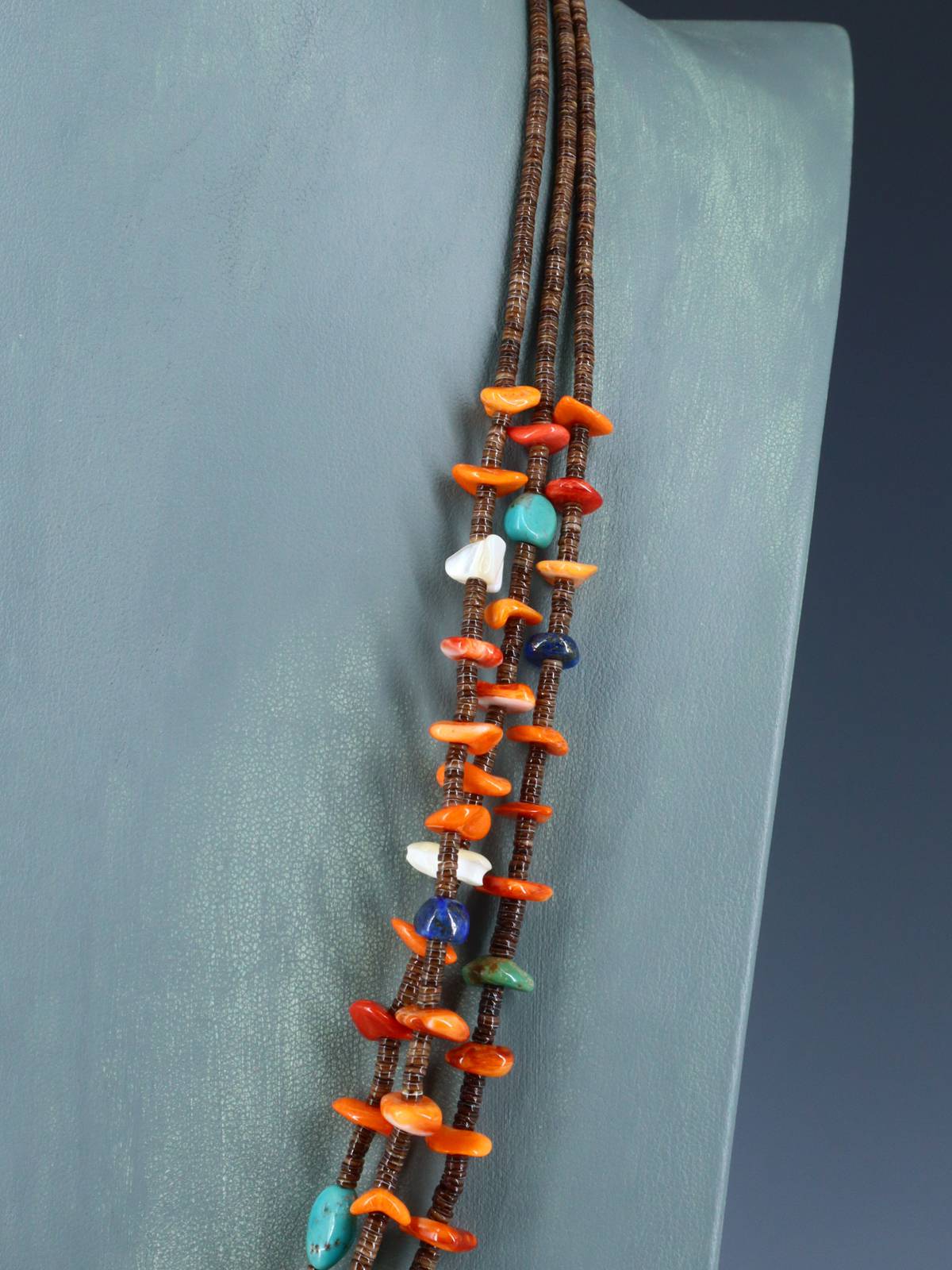 Collier amérindien à trois brins turquoise de Saint-Domingue