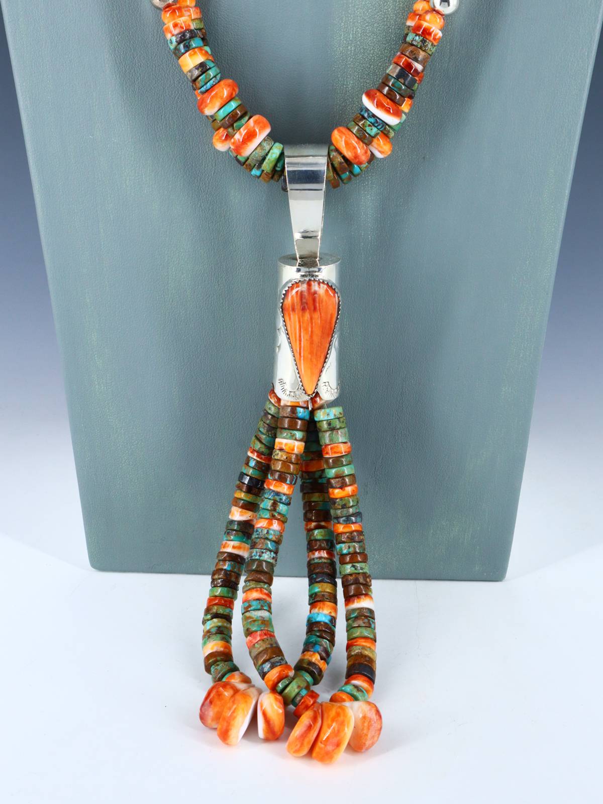 Native American Santo Domingo Spiny Oyster and Turquoise Necklace