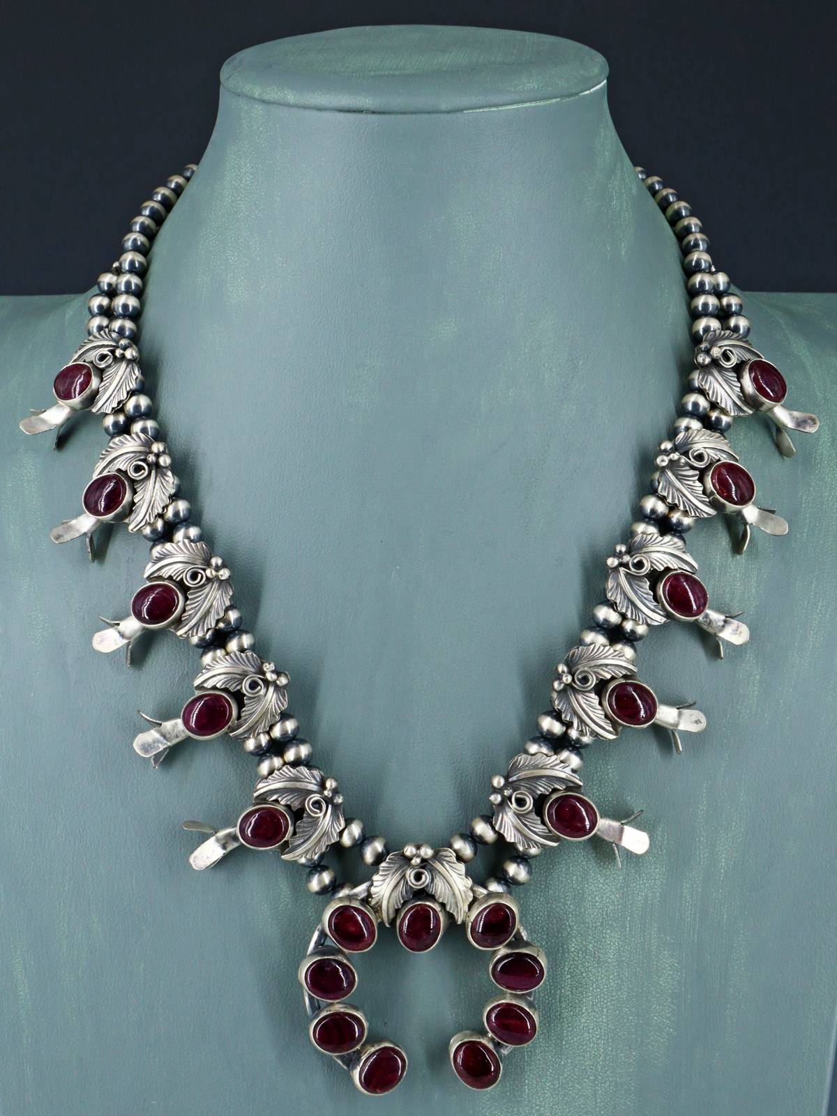 Collier de fleurs de courge en argent sterling Navajo Bumblebee Jasper