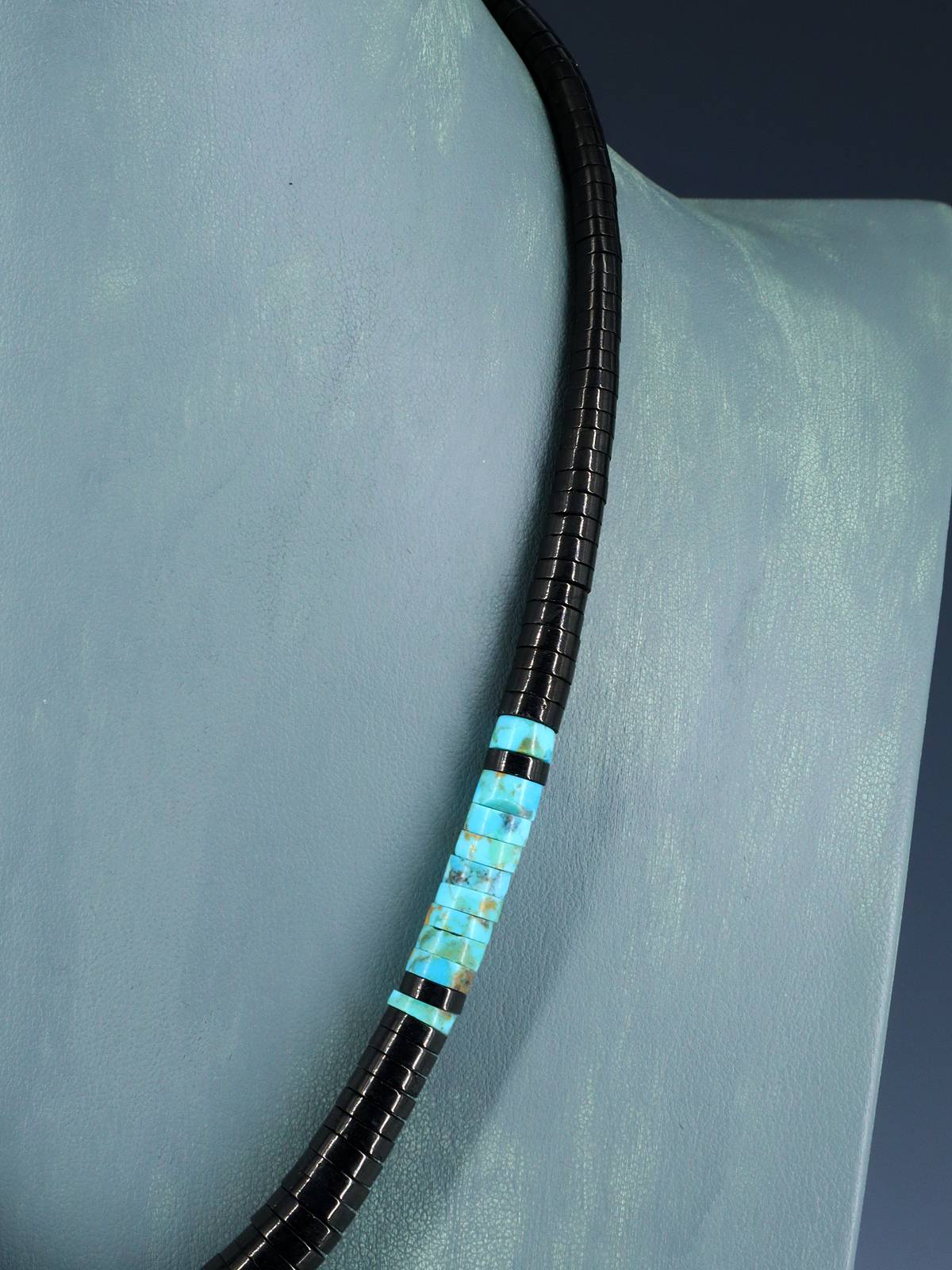 Native American Santo Domingo Turquoise and Jet Necklace
