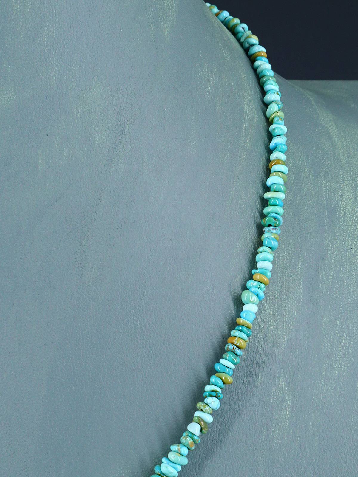 20" Navajo Single Strand Lone Mountain Turquoise Necklace