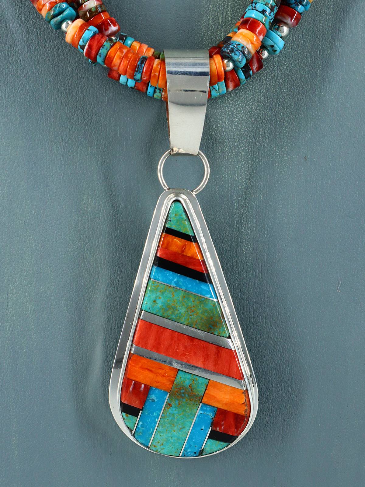 Collar del tesoro del abulón de Santo Domingo de los indios nativos americanos
