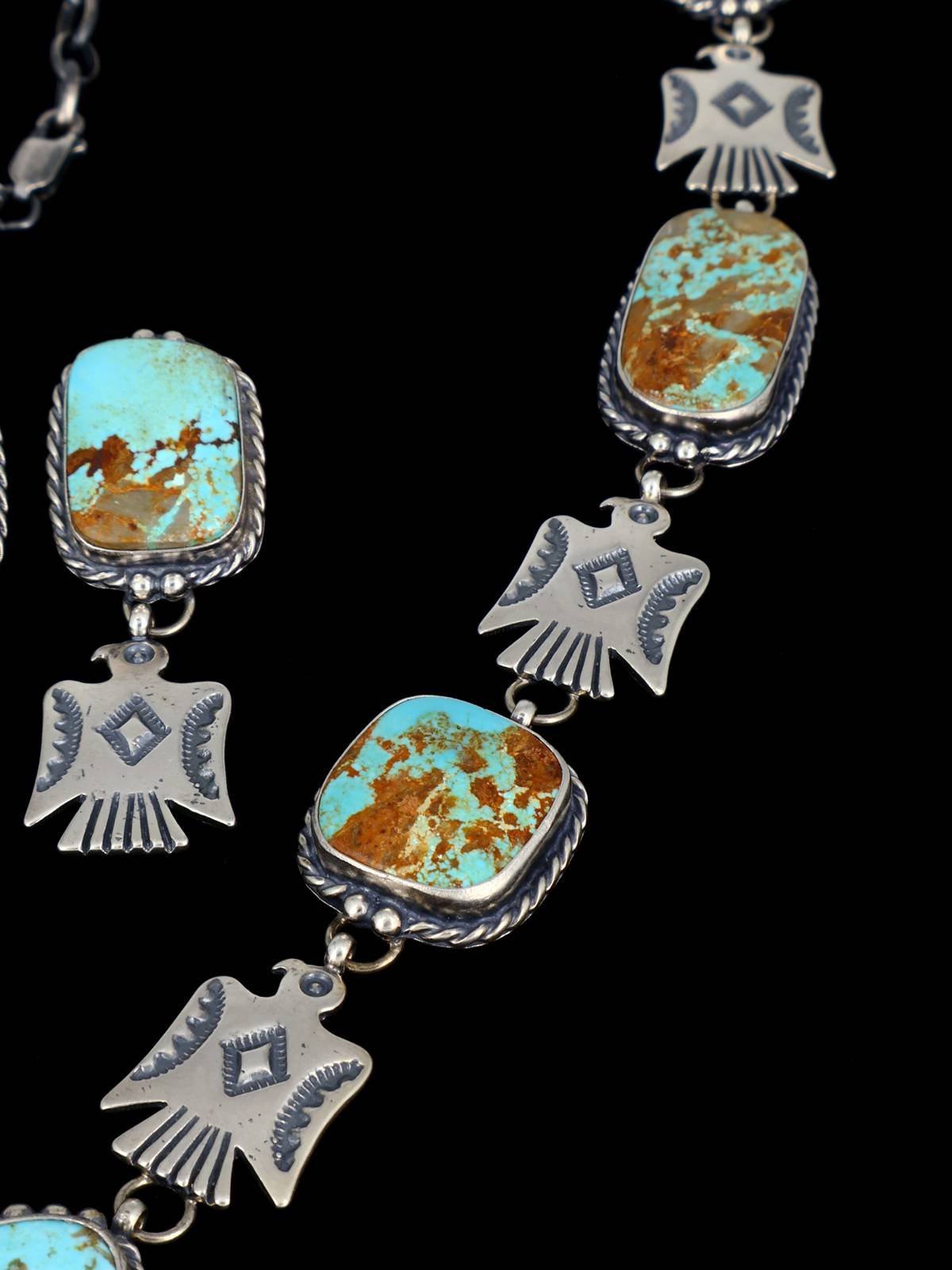 Juego de aretes y collar con forma de lazo de plata de ley con rodocrosita de nativos americanos