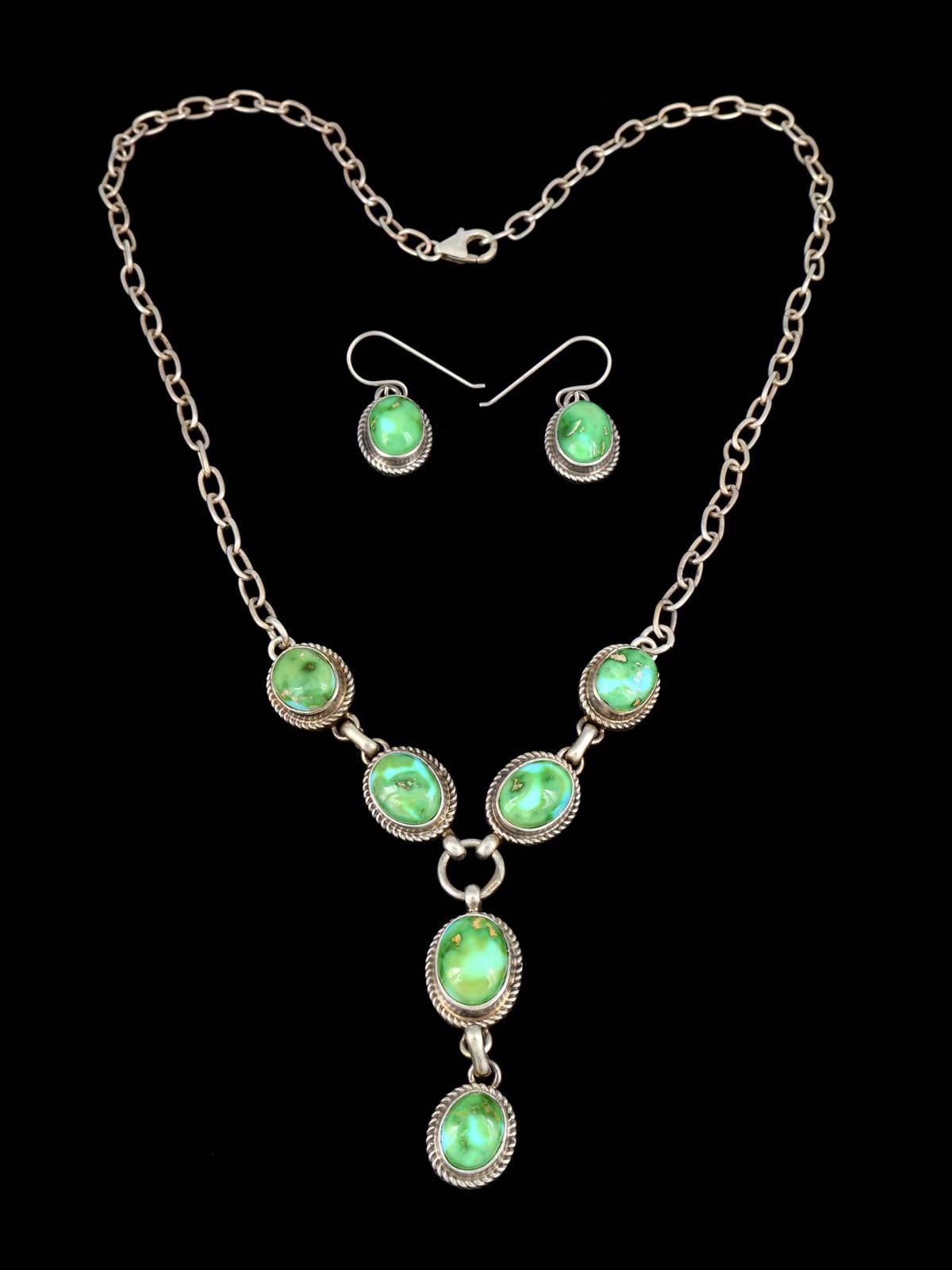 Juego de collar tipo lazo de plata de ley con turquesa de Golden Hill