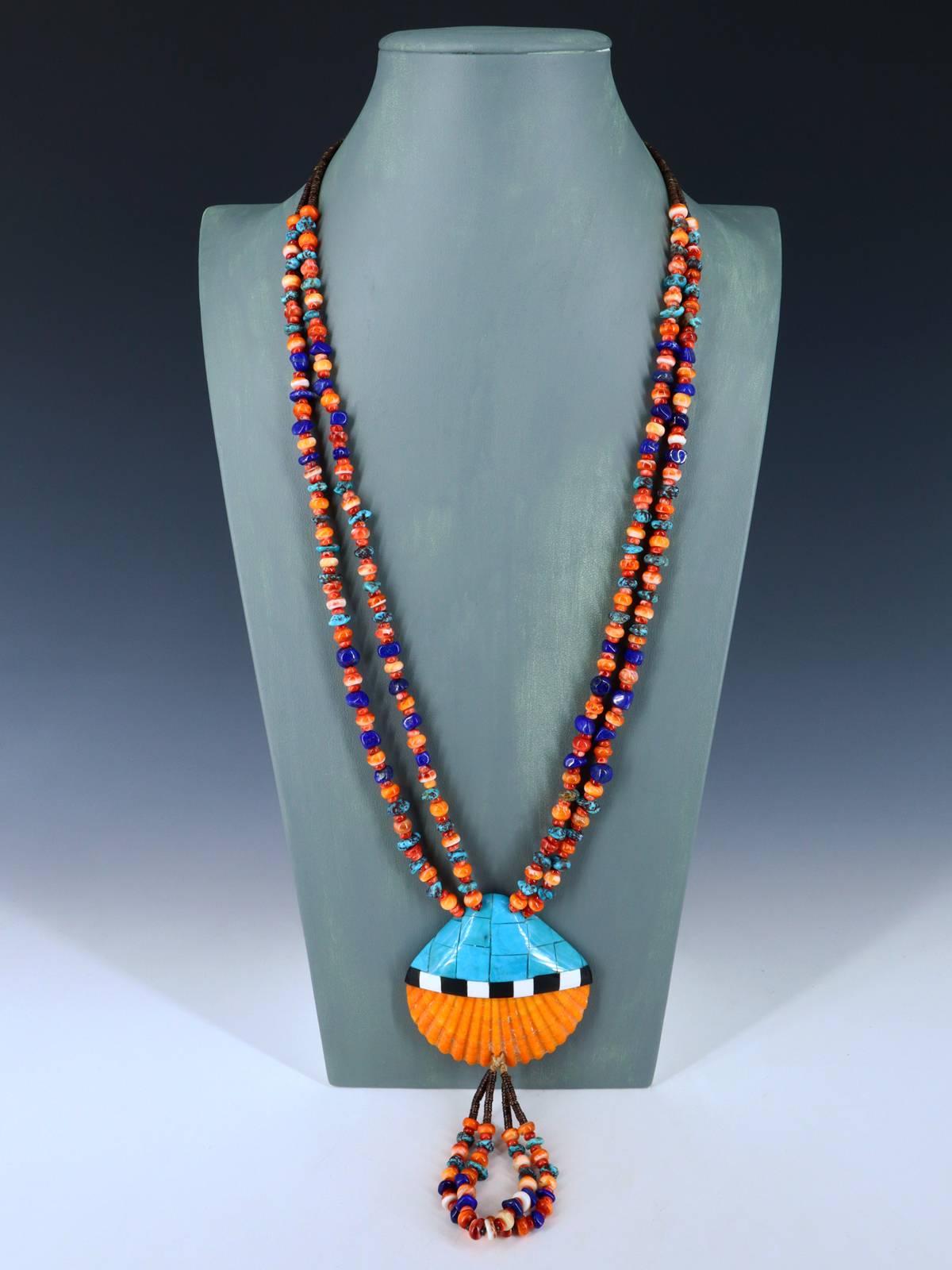 Collier amérindien de corail pomme et Heishi de Saint-Domingue