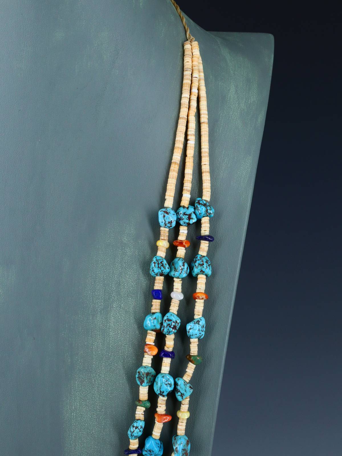 Collier d'huîtres épineuses graduées de bijoux amérindiens