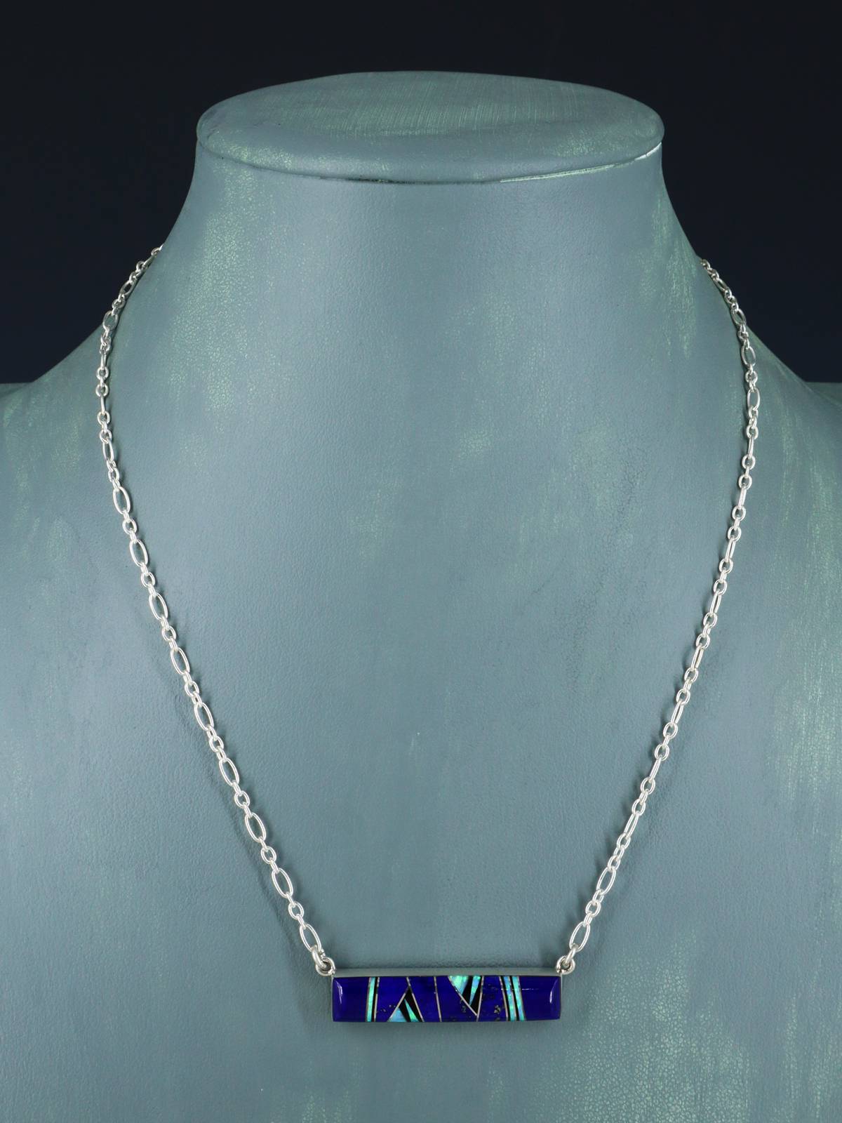 Collar con incrustaciones navajo de múltiples piedras de joyería nativa americana