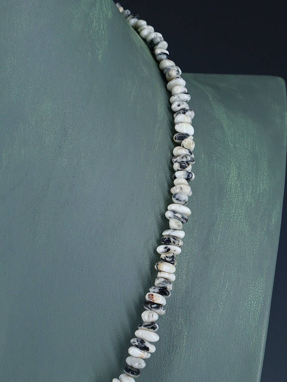 20" Native American White Buffalo Single Strand Necklace