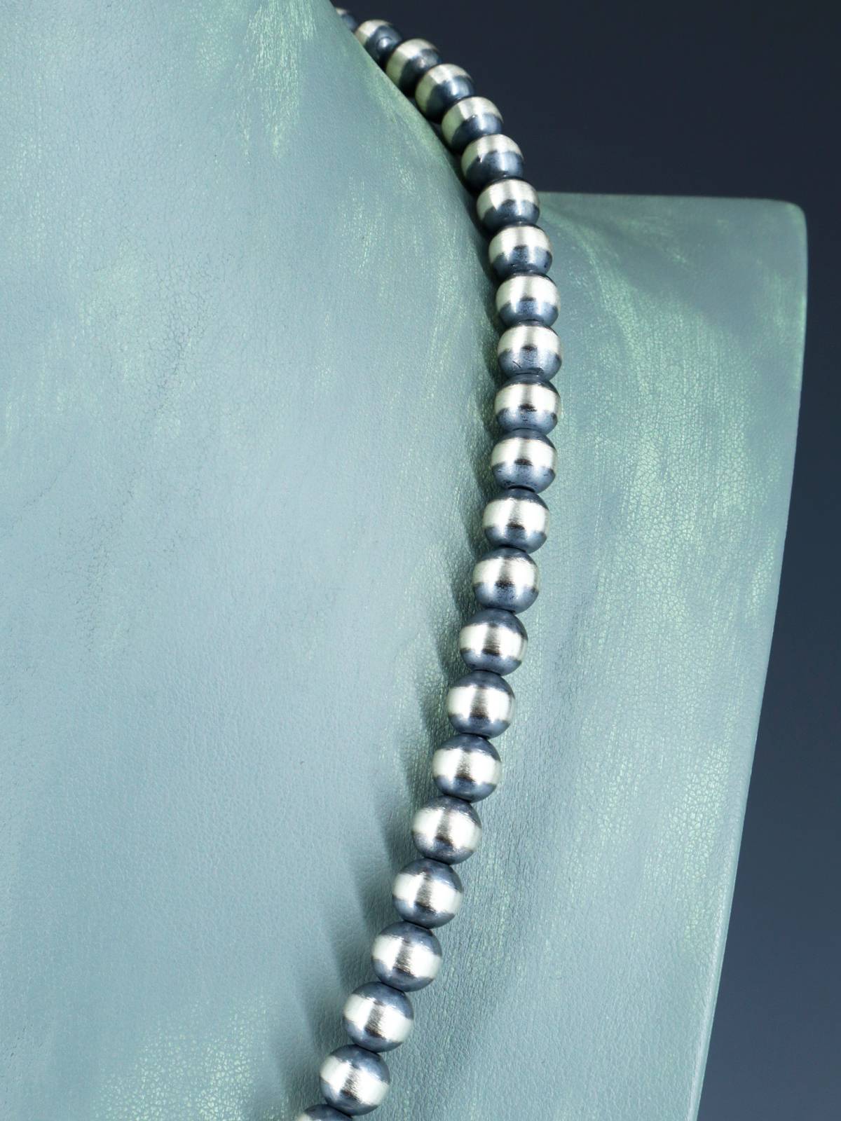 22" 8mm Navajo Jewelry Single Strand Sterling Silver Beaded Necklace