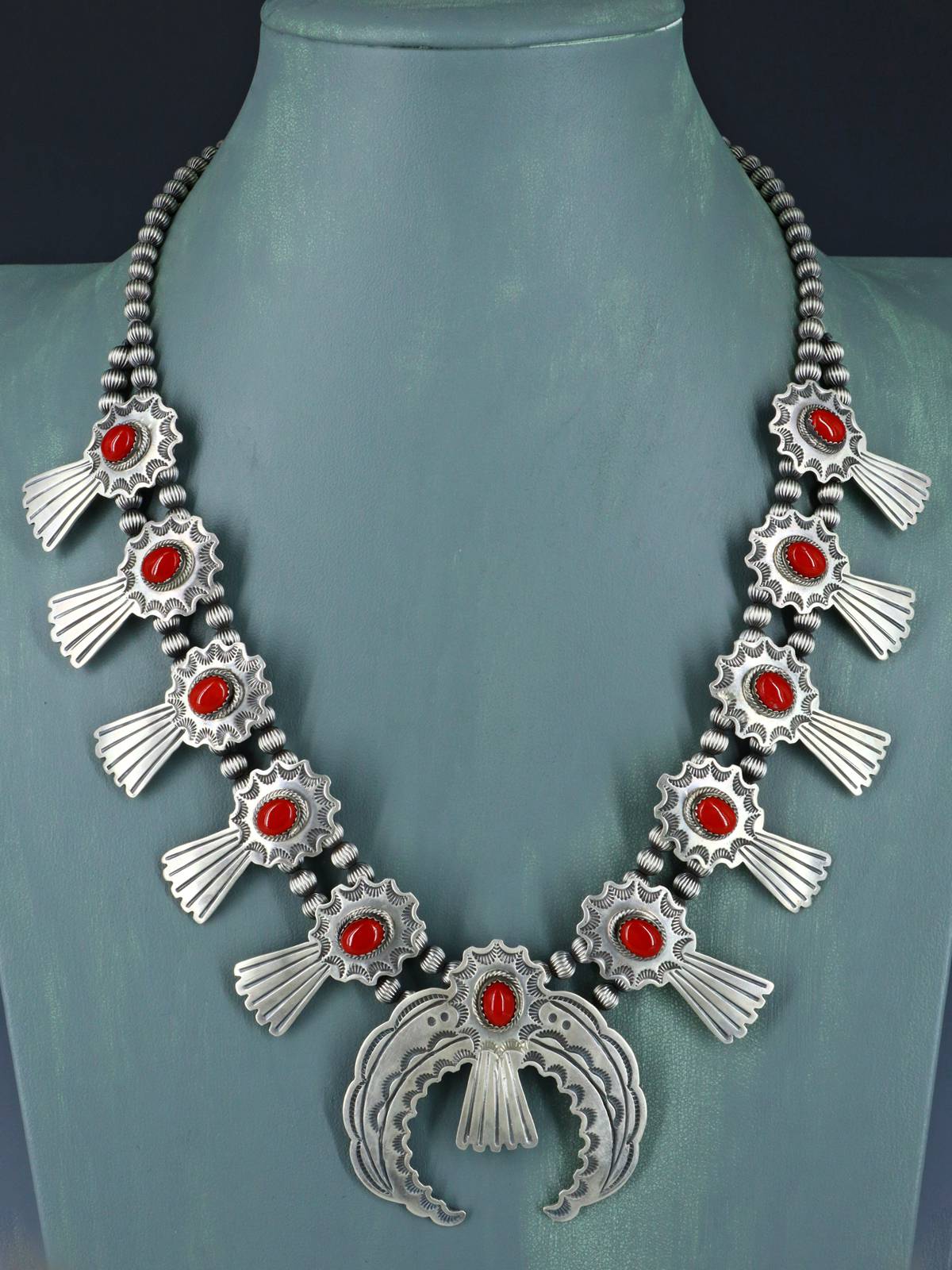 Juego de collar y aretes de color turquesa Kingman de joyería nativa americana
