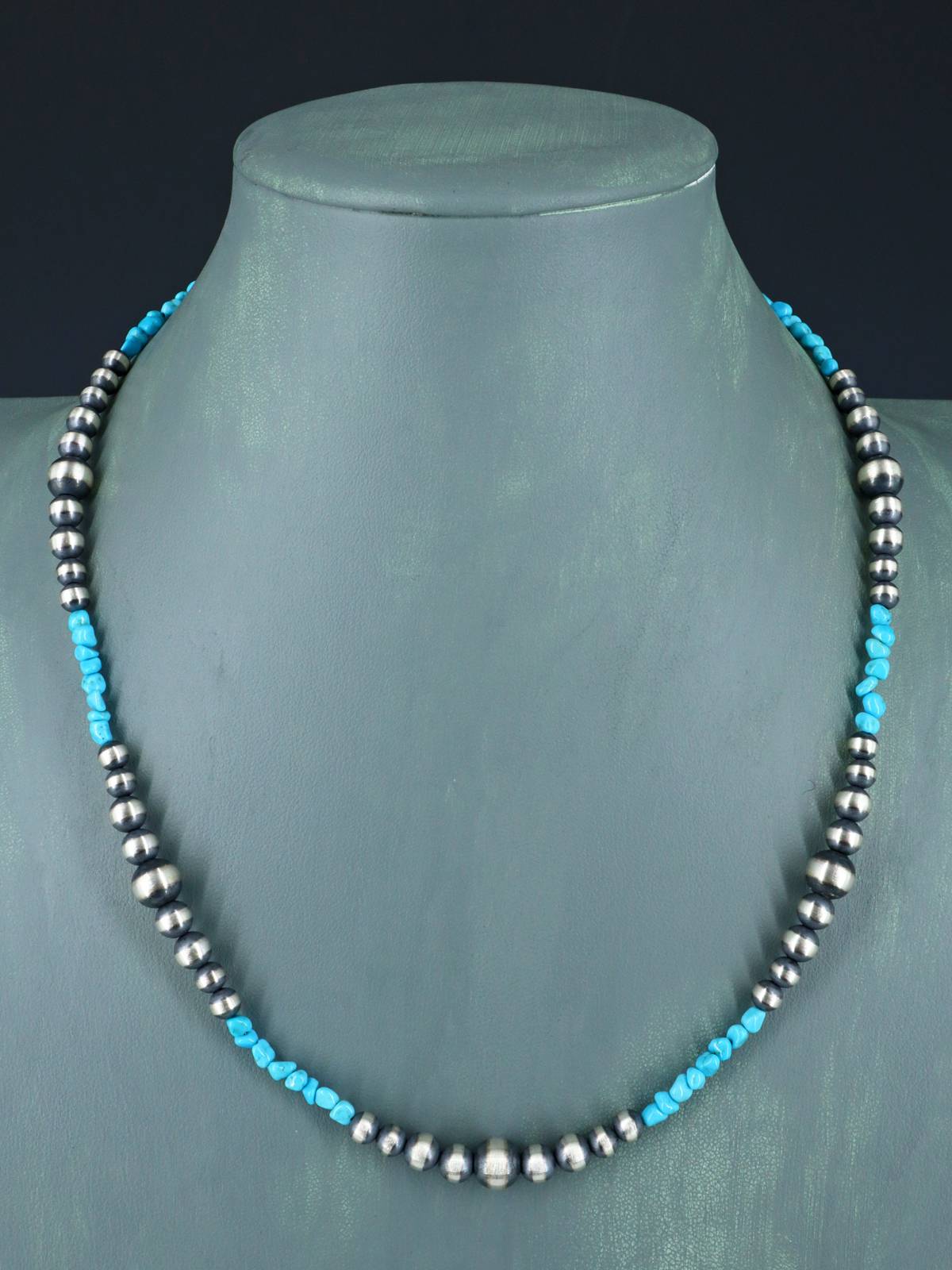 Collier amérindien de perles turquoise et argent