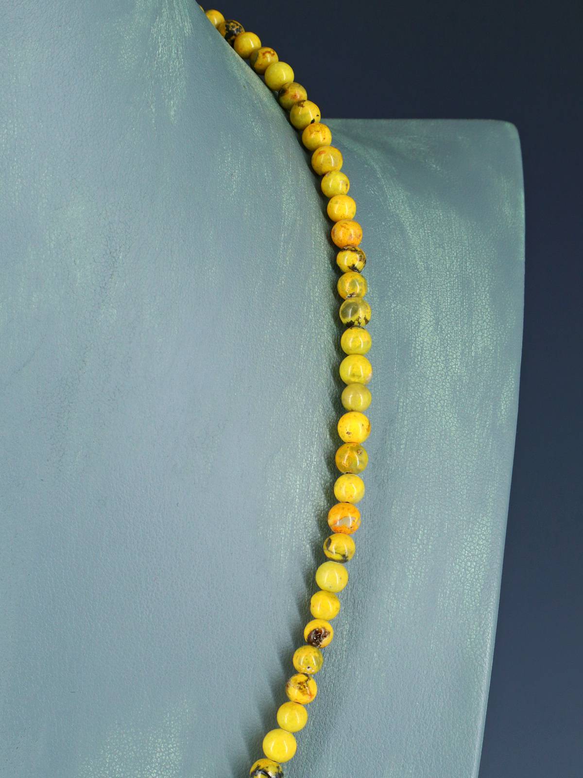 Bijoux amérindiens Collier simple brin d’huître épineuse et turquoise