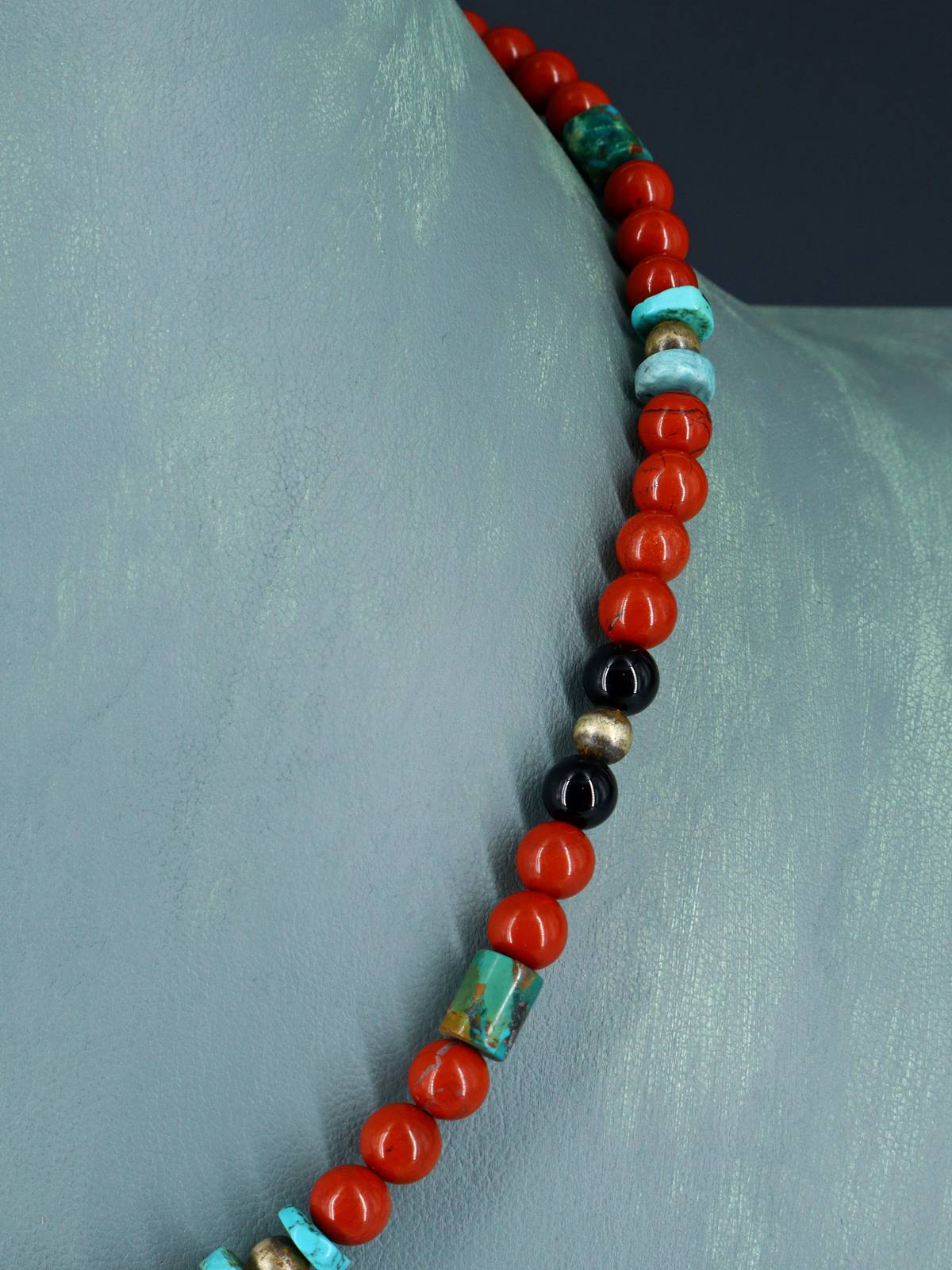 Navajo Beaded Single Strand Necklace - PuebloDirect.com